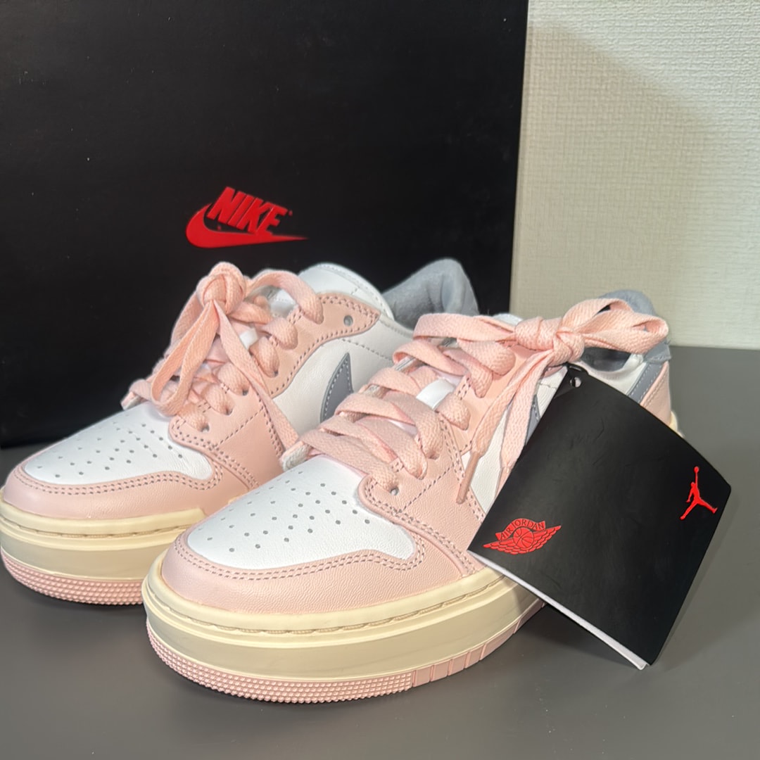 ナイキ ウィメンズ エアジョーダン1 ロー エレベート "アトモスフィア"