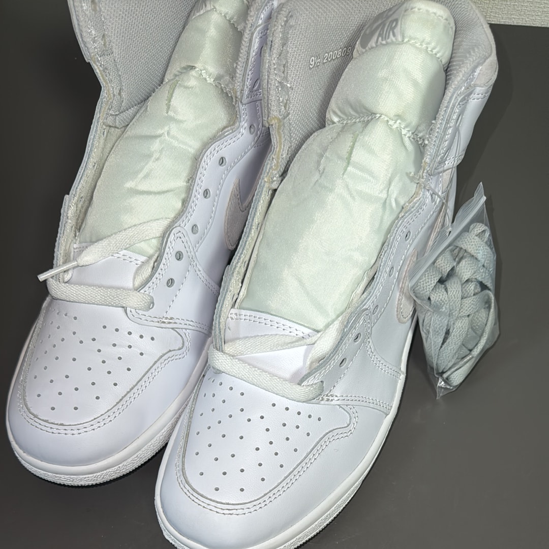 ナイキ エアジョーダン1 ハイ 85 "ニュートラルグレー"