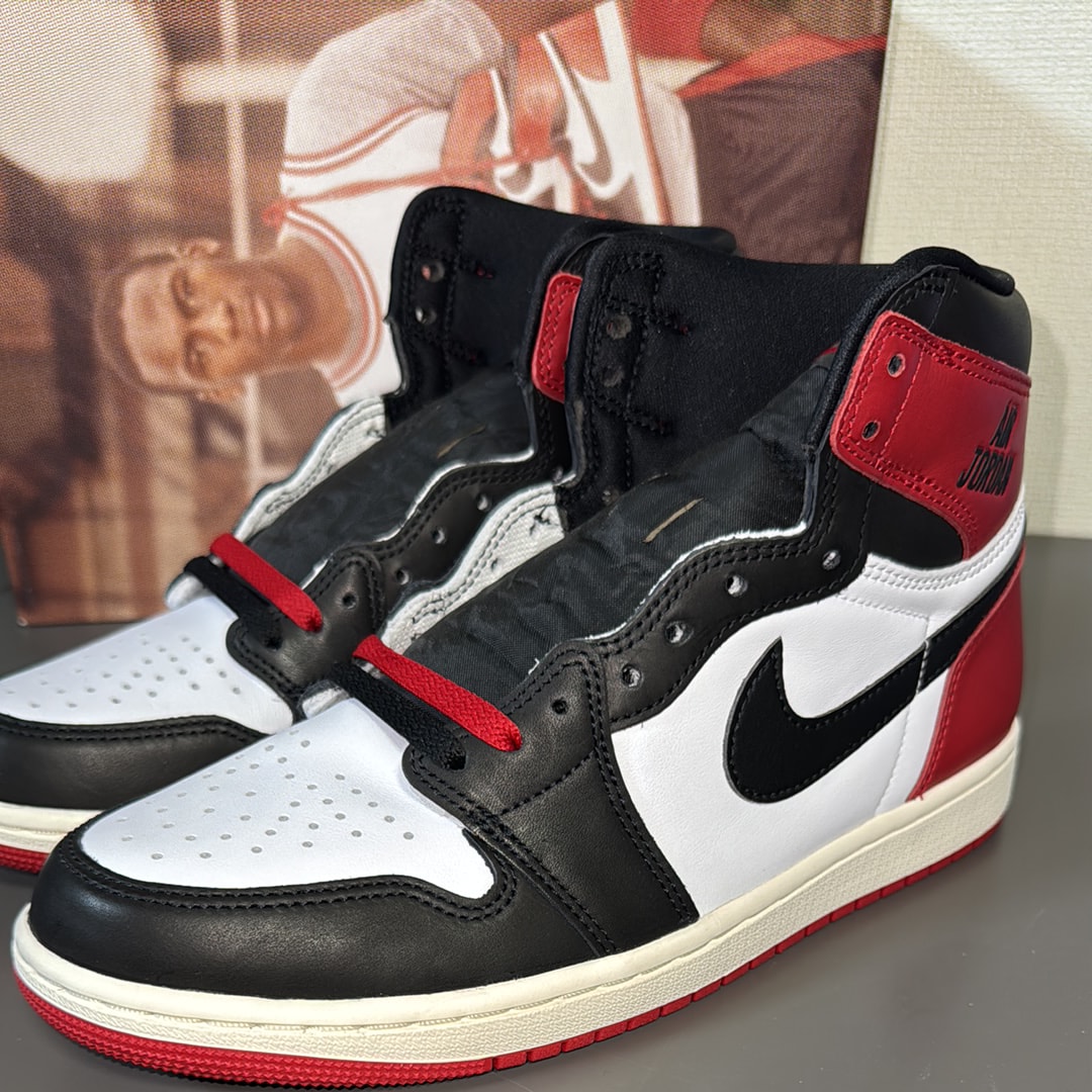 Nike Air Jordan 1 Retro High OG "Black Toe Reimagined"