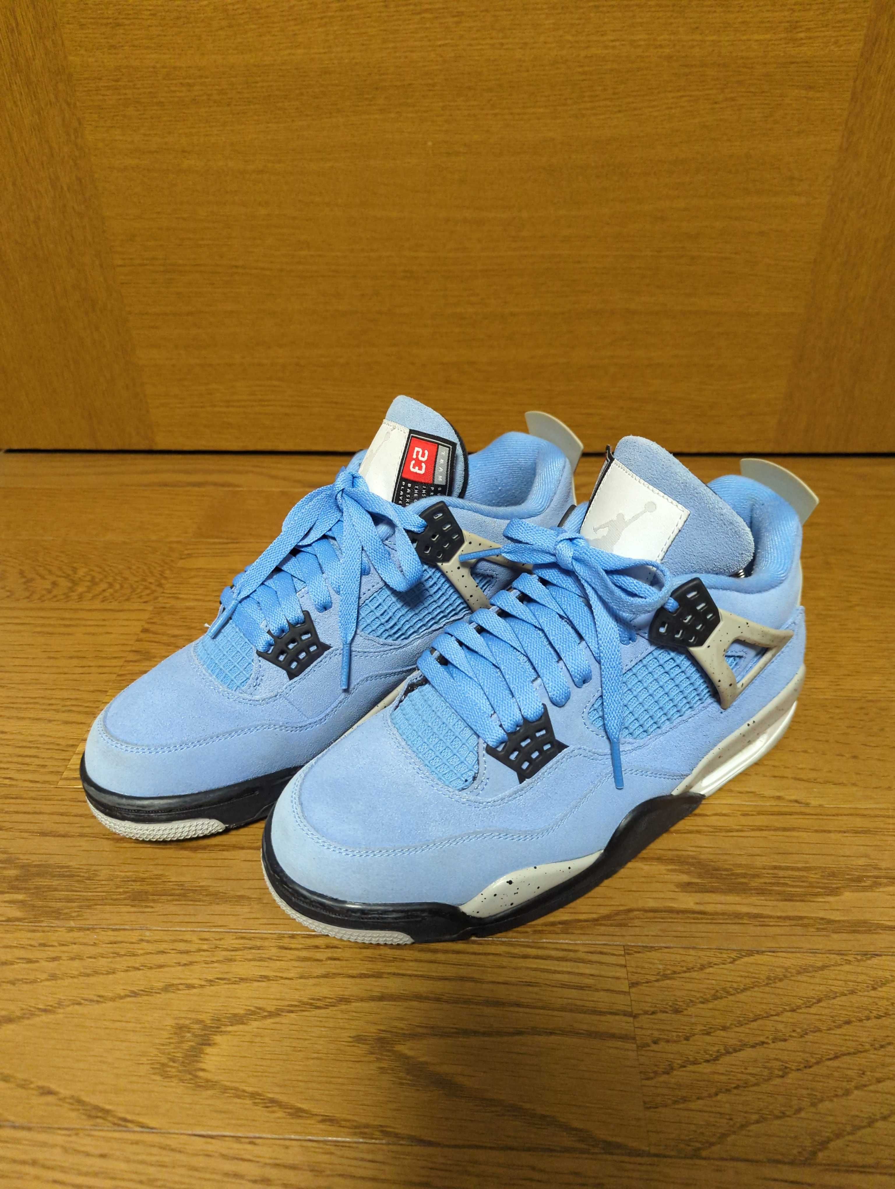 Nike Air Jordan 4 "University Blue"