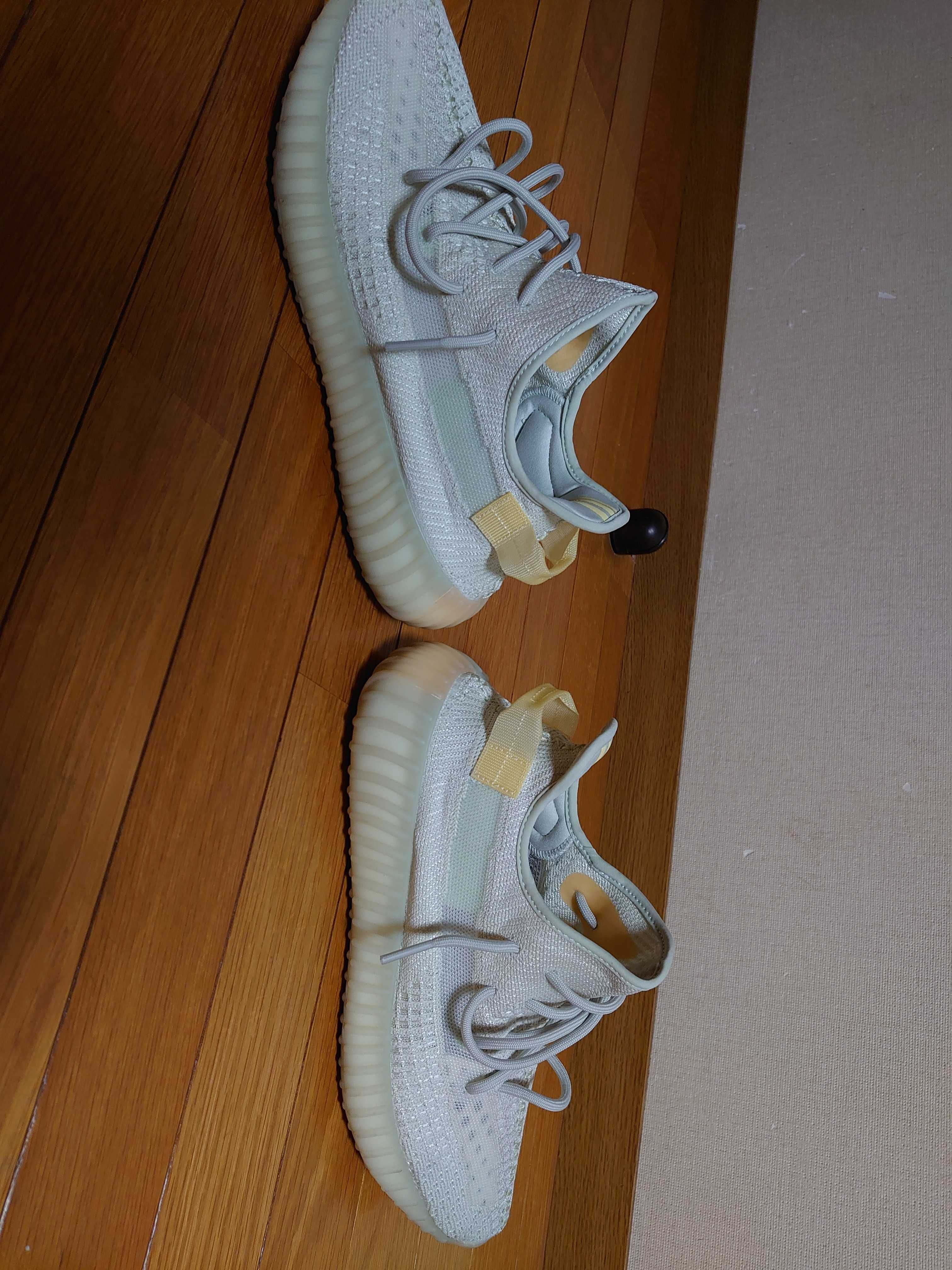 adidas YEEZY Boost 350V2 "Light"