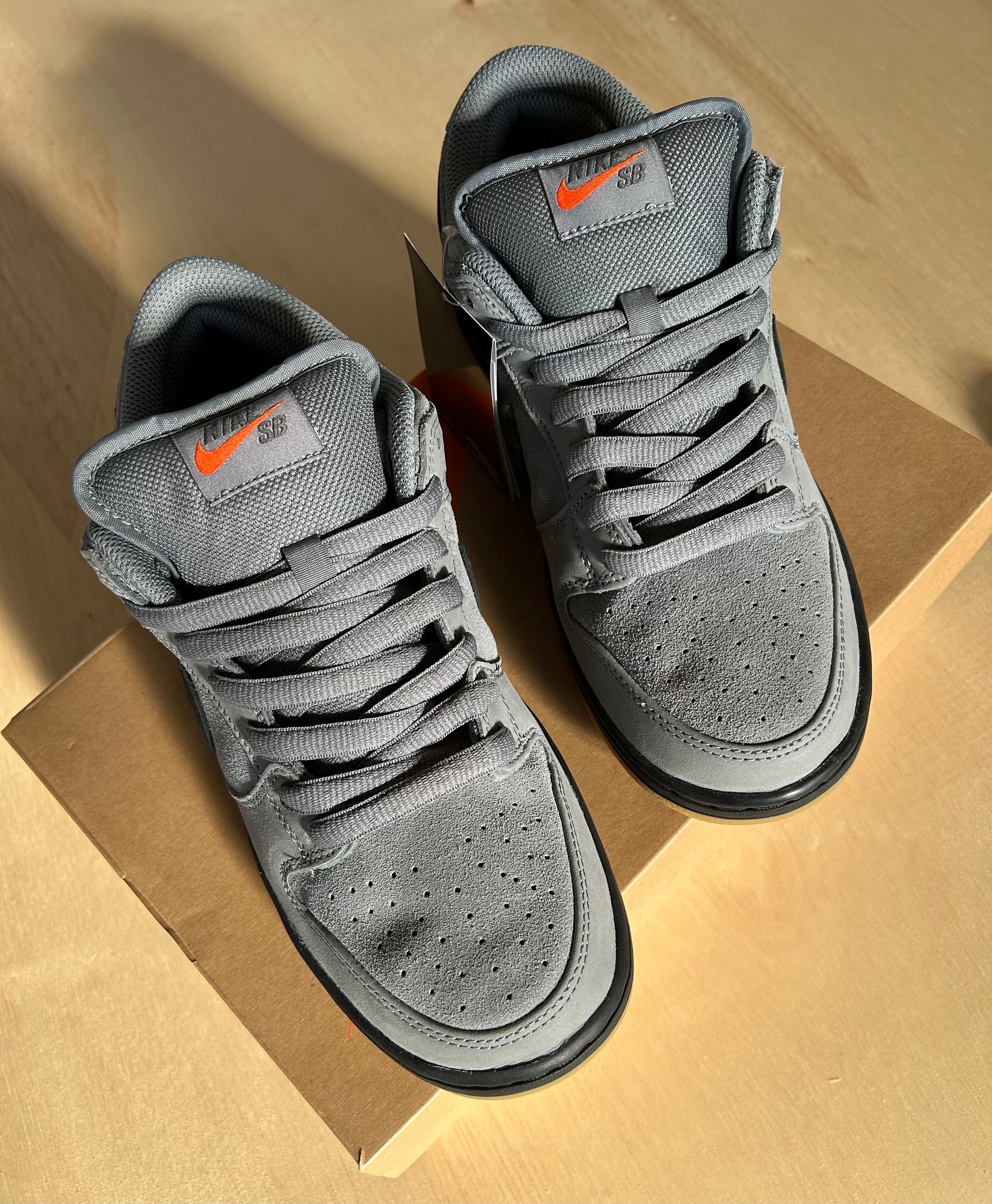 Nike SB Dunk Low ISO "Cool Grey/Black"