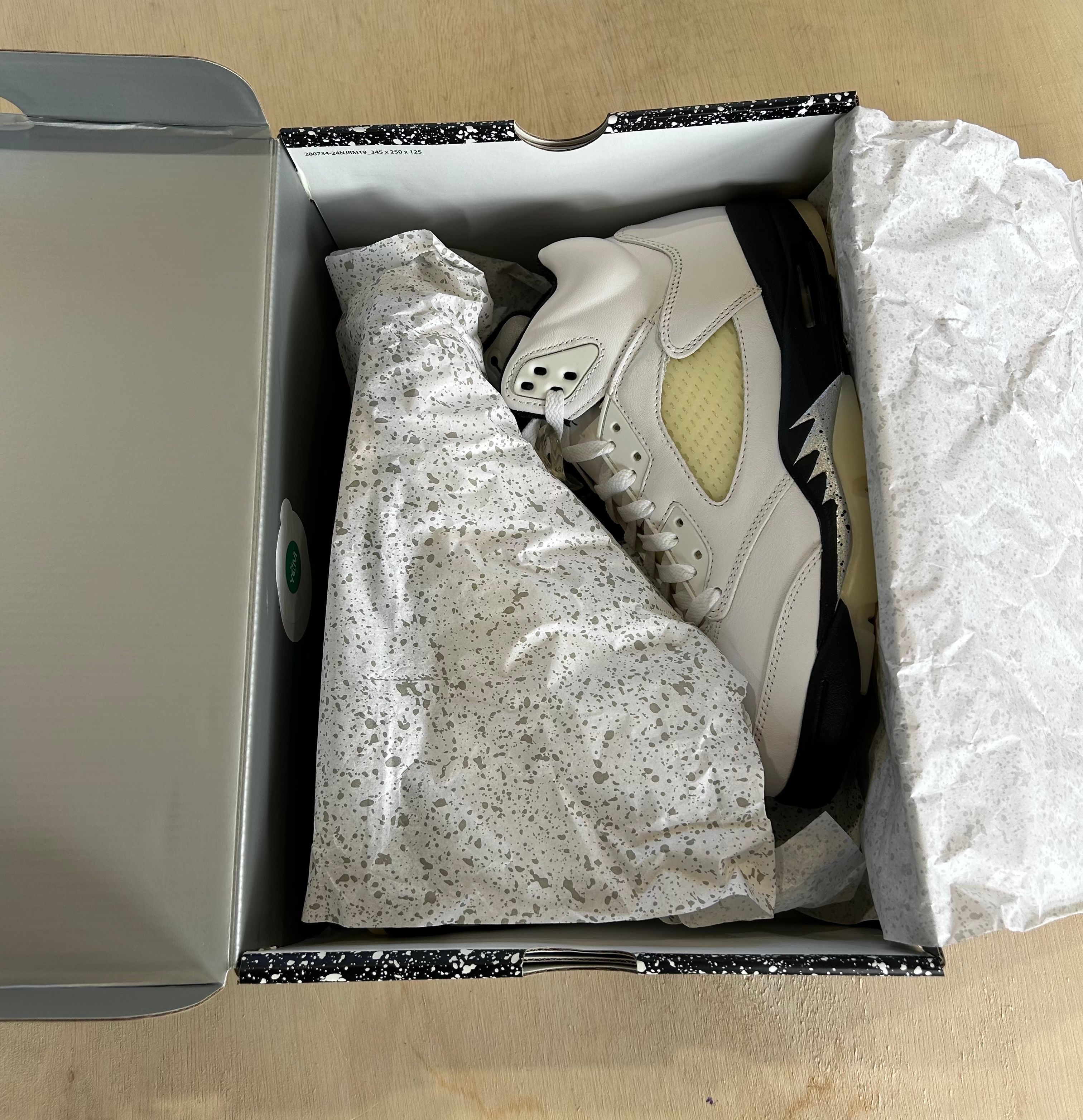 Nike Air Jordan 5 Retro "White and Black"