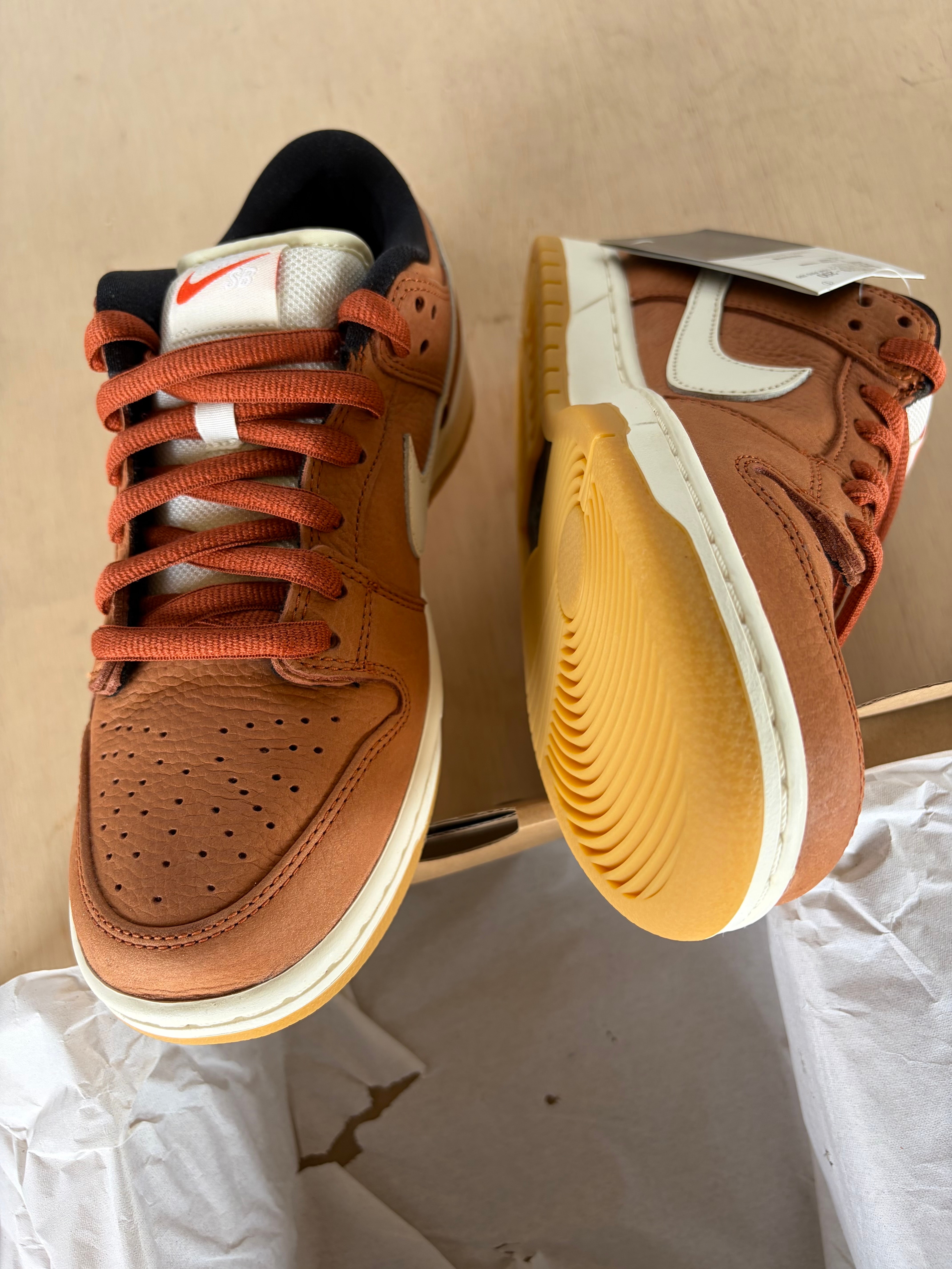 Nike SB Orange Label Dunk Low PRO ISO "Dark Russet"