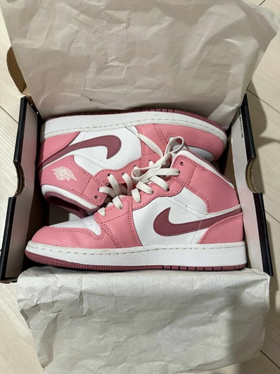 Nike GS Air Jordan 1 Mid "Coral Chalk/White/Desert Berry"