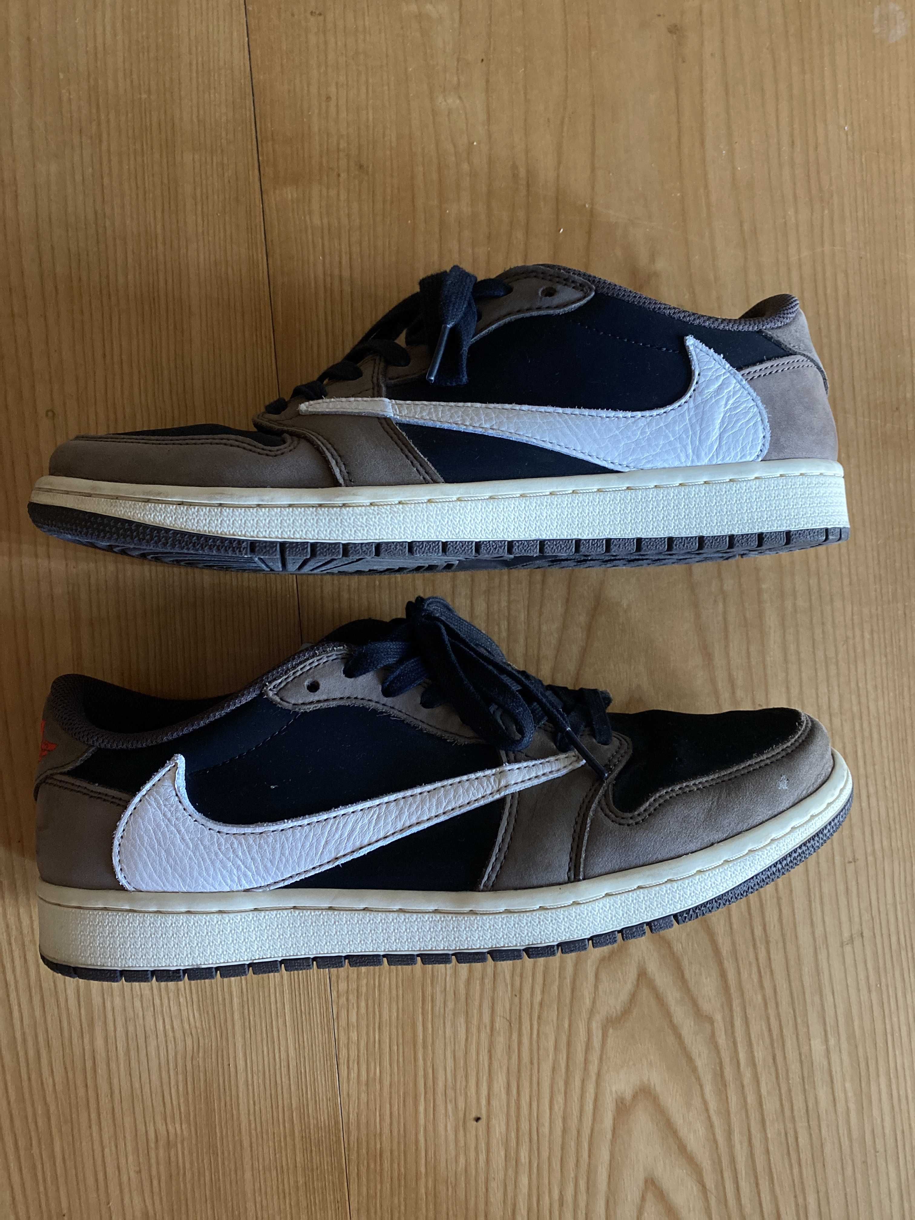 Travis Scott × Nike Air Jordan 1 Low OG SP-T "Black/Dark Mocha"