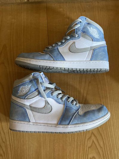 Nike Air Jordan 1 High OG "Hyper Royal"