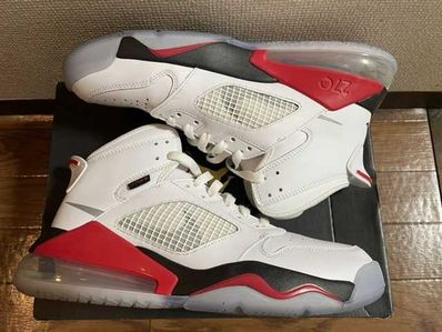 NIKE JORDAN MARS 270