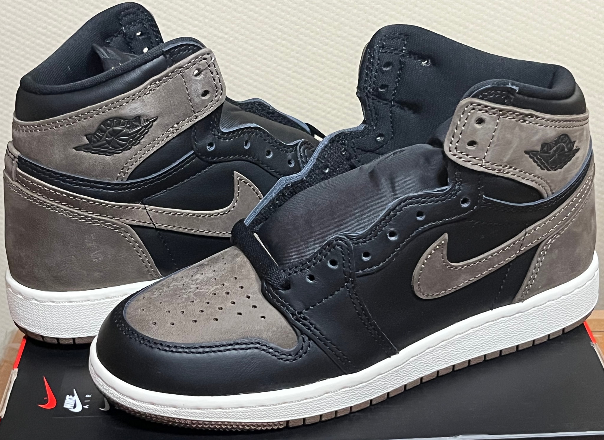 Nike GS Air Jordan 1 Retro High OG "Palomino"