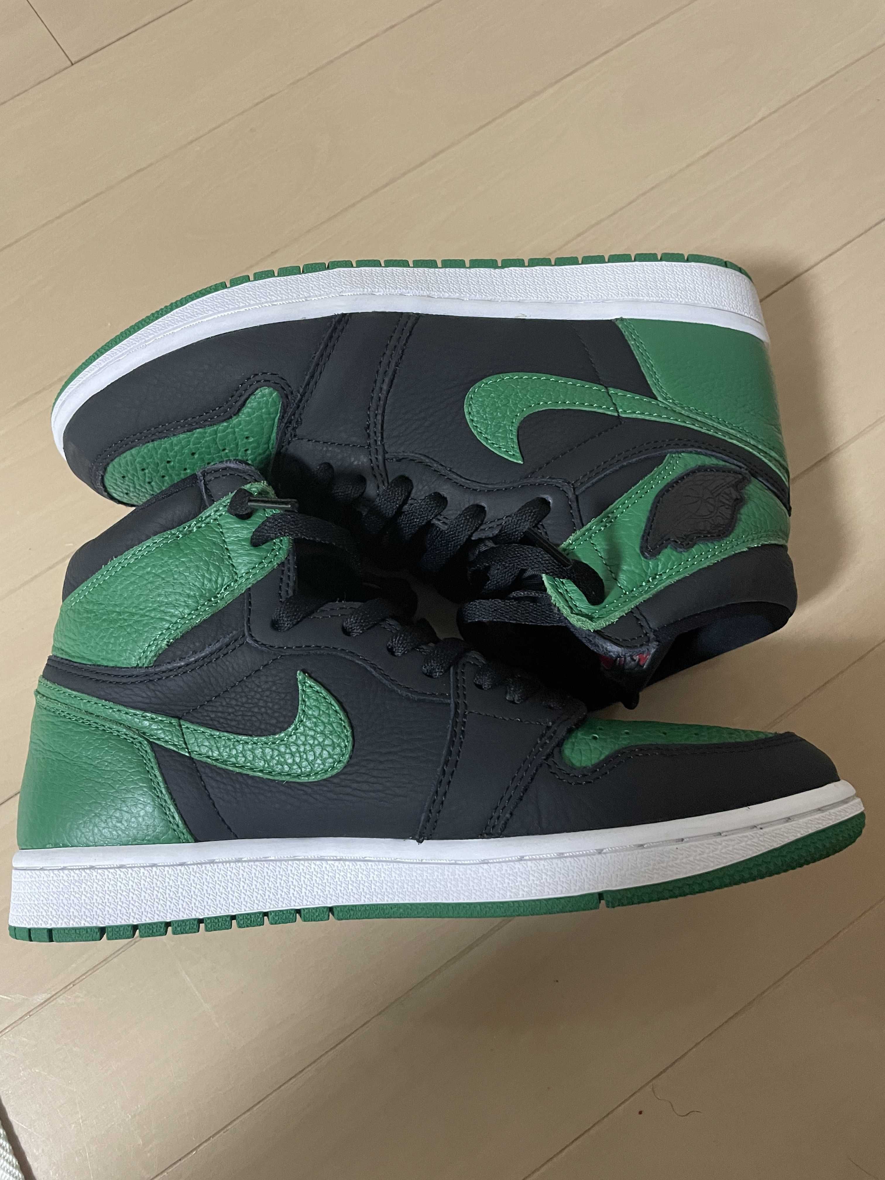 Nike Air Jordan 1 Retro High OG "Black/Pine Green" (2020)      