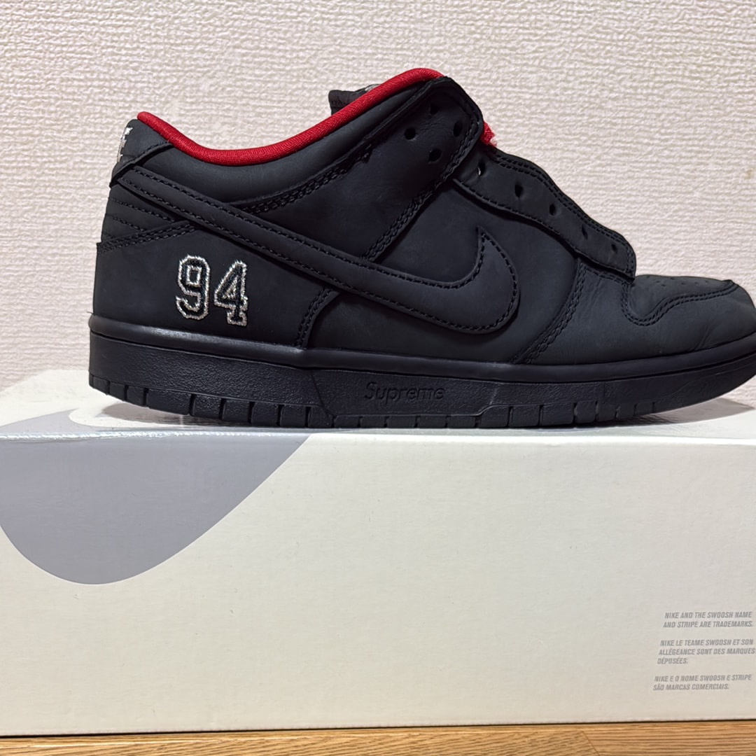 Supreme × Nike SB Dunk Low "Black" (25FW Week2)