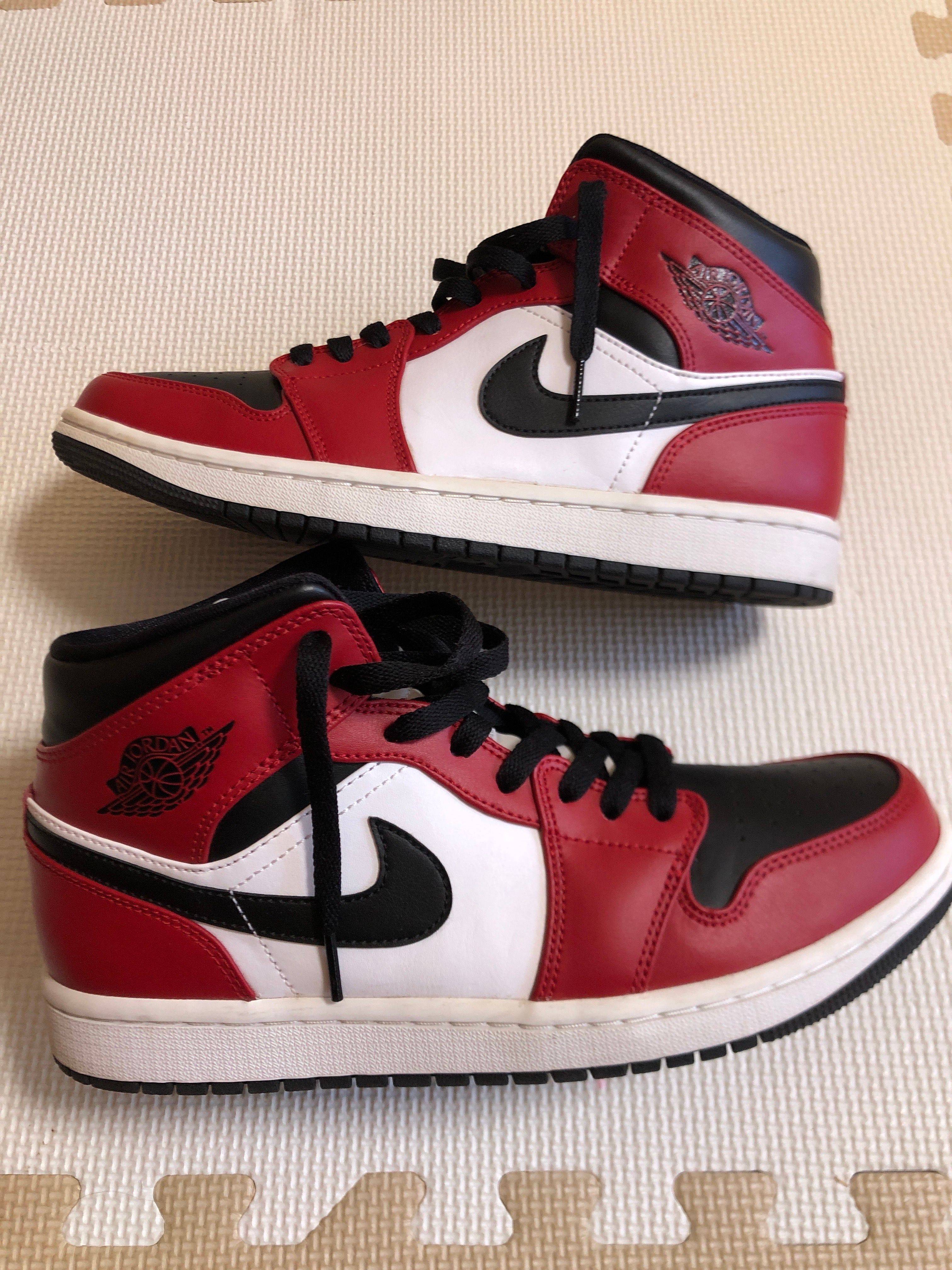 Nike Air Jordan 1 Mid "Chicago Black Toe"