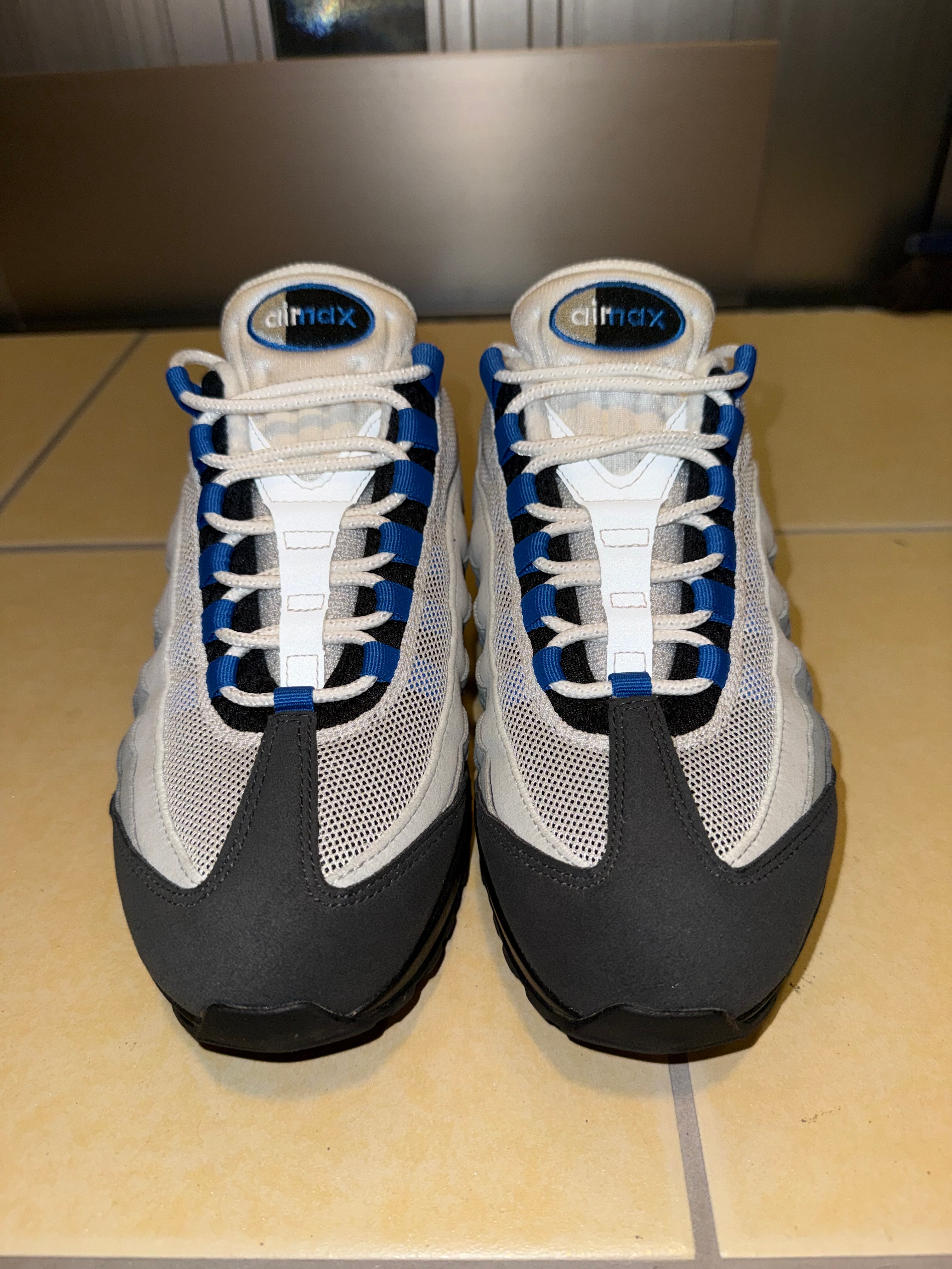 NIKE AIR MAX95 ブルースパーク 26.5センチ 8⁄8発売｜Nike Air Max 95