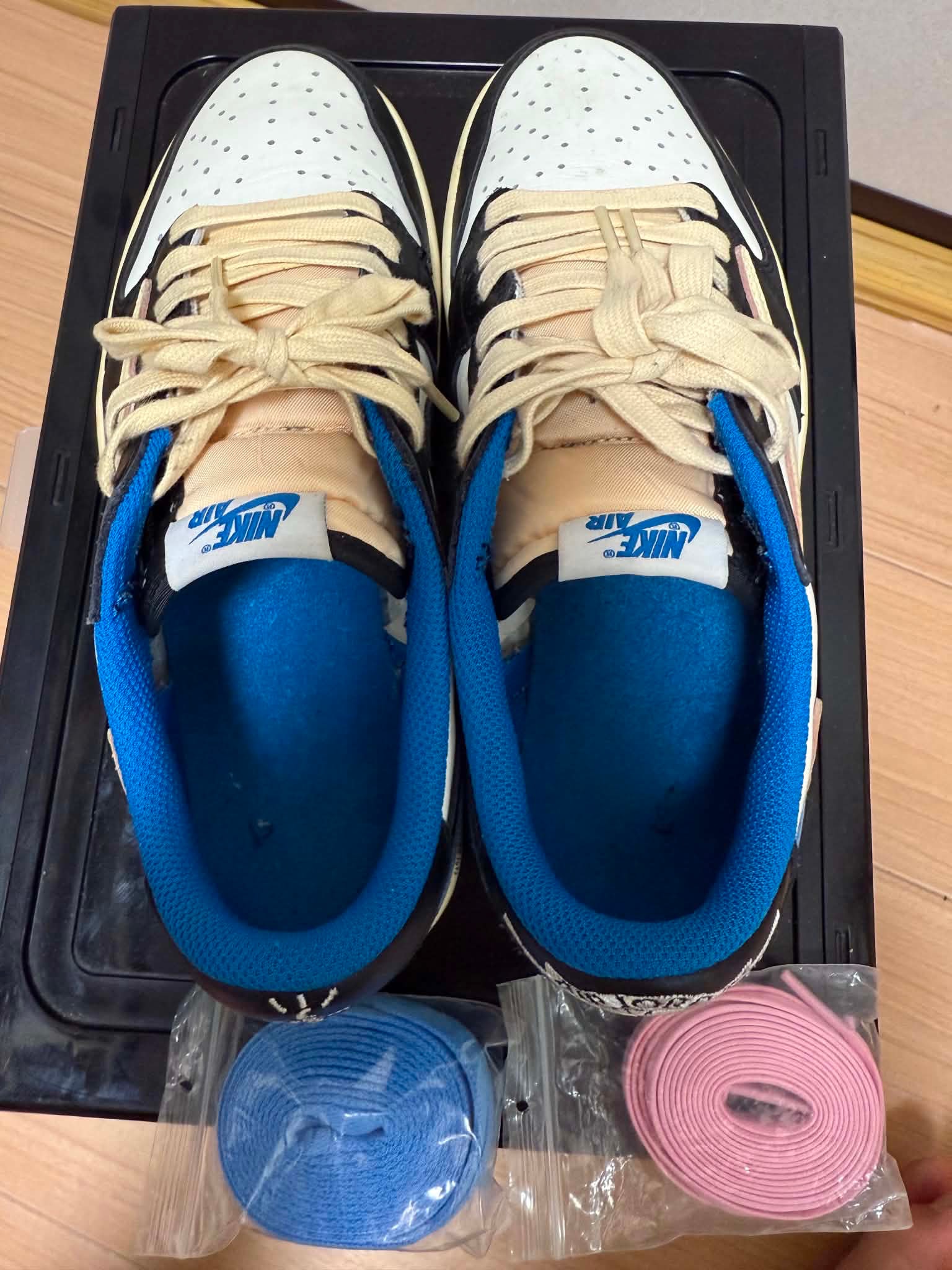 Travis Scott × fragment design × Nike Air Jordan 1 Low OG SP "Military Blue"