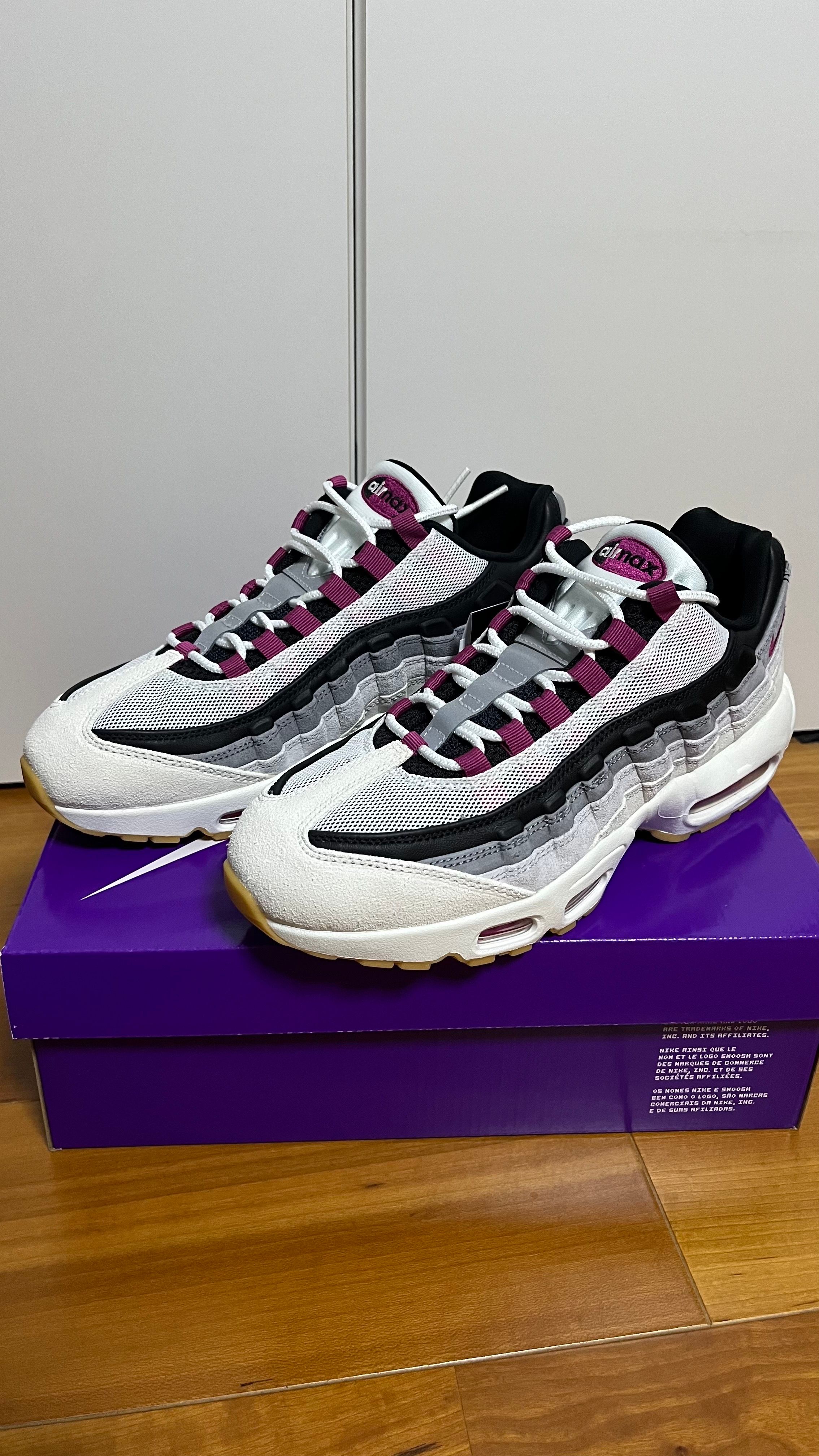 Nike SB Air Max 95 "Summit White/Cactus Flower"