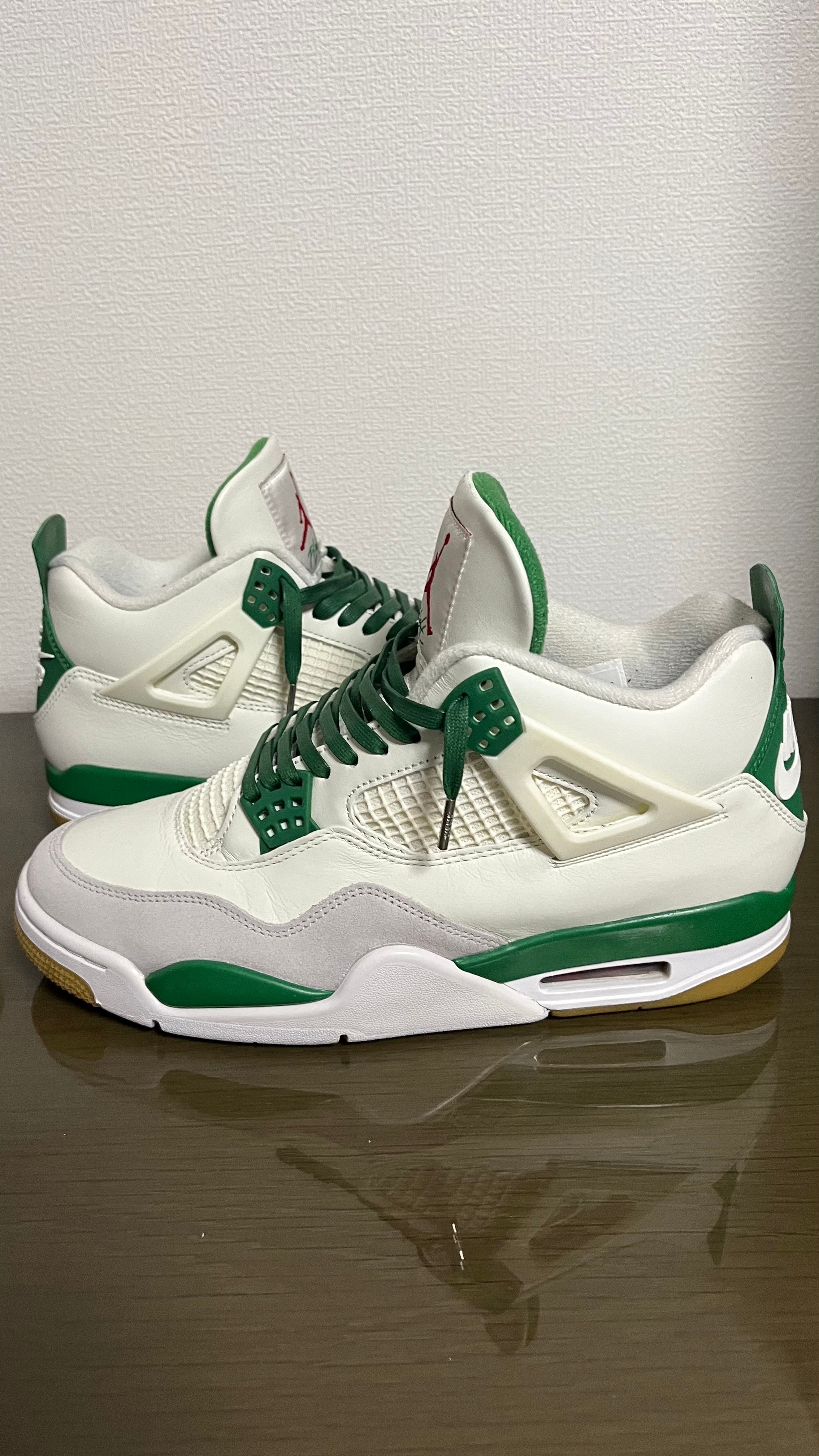 Nike SB × Air Jordan 4 Retro SP "Pine Green"