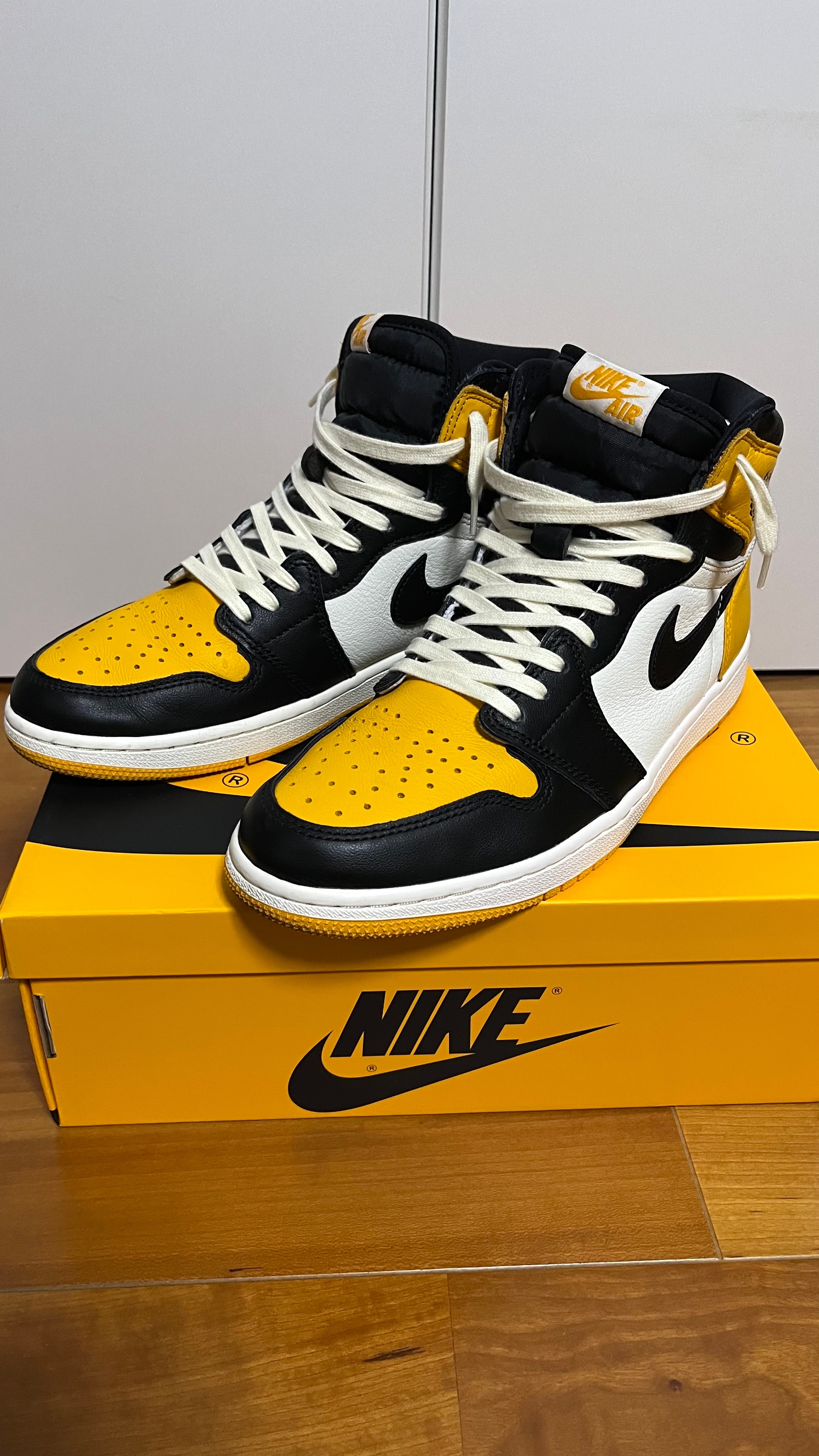 Nike Air Jordan 1 Retro High OG "Taxi"