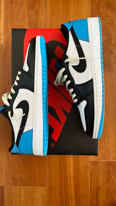 Nike Air Jordan 1 Low OG "Black and Dark Powder Blue/UNC"