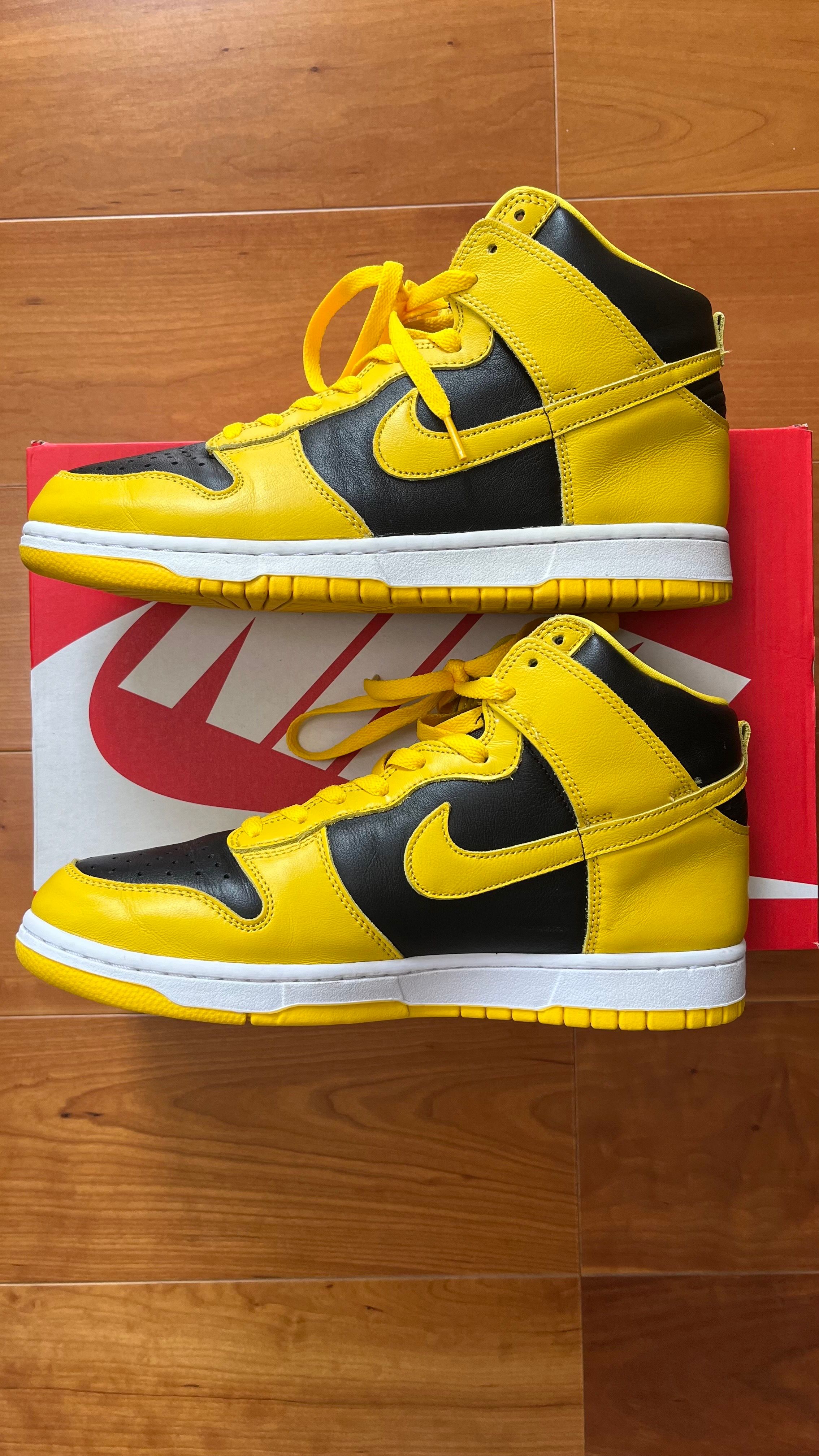 Nike Dunk High "Black/Varsity Maize"