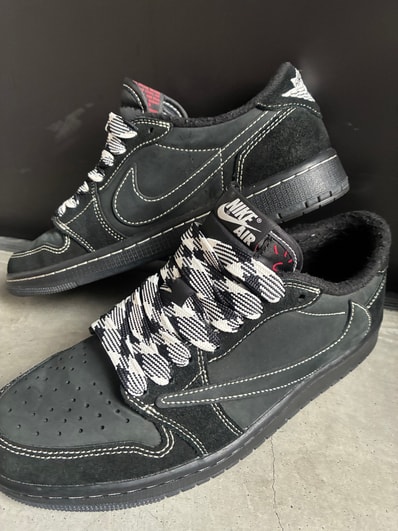 Travis Scott × Nike Air Jordan 1 Low OG SP "Black Phantom"