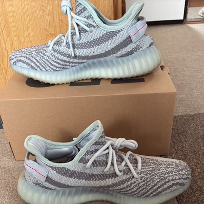adidas YEEZY Boost 350 V2 "Blue Tint"