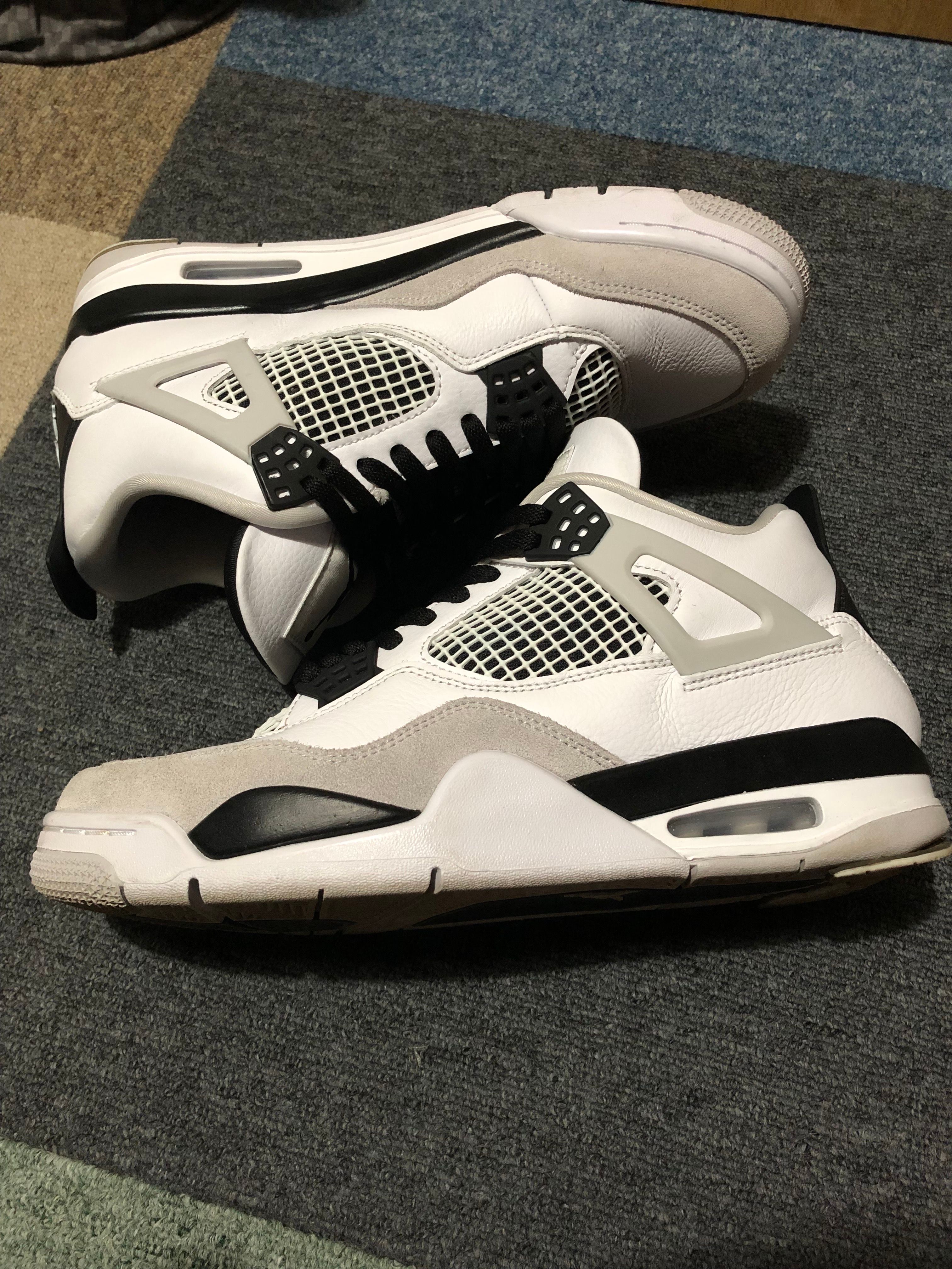 Nike Air Jordan 4 "Military Black"