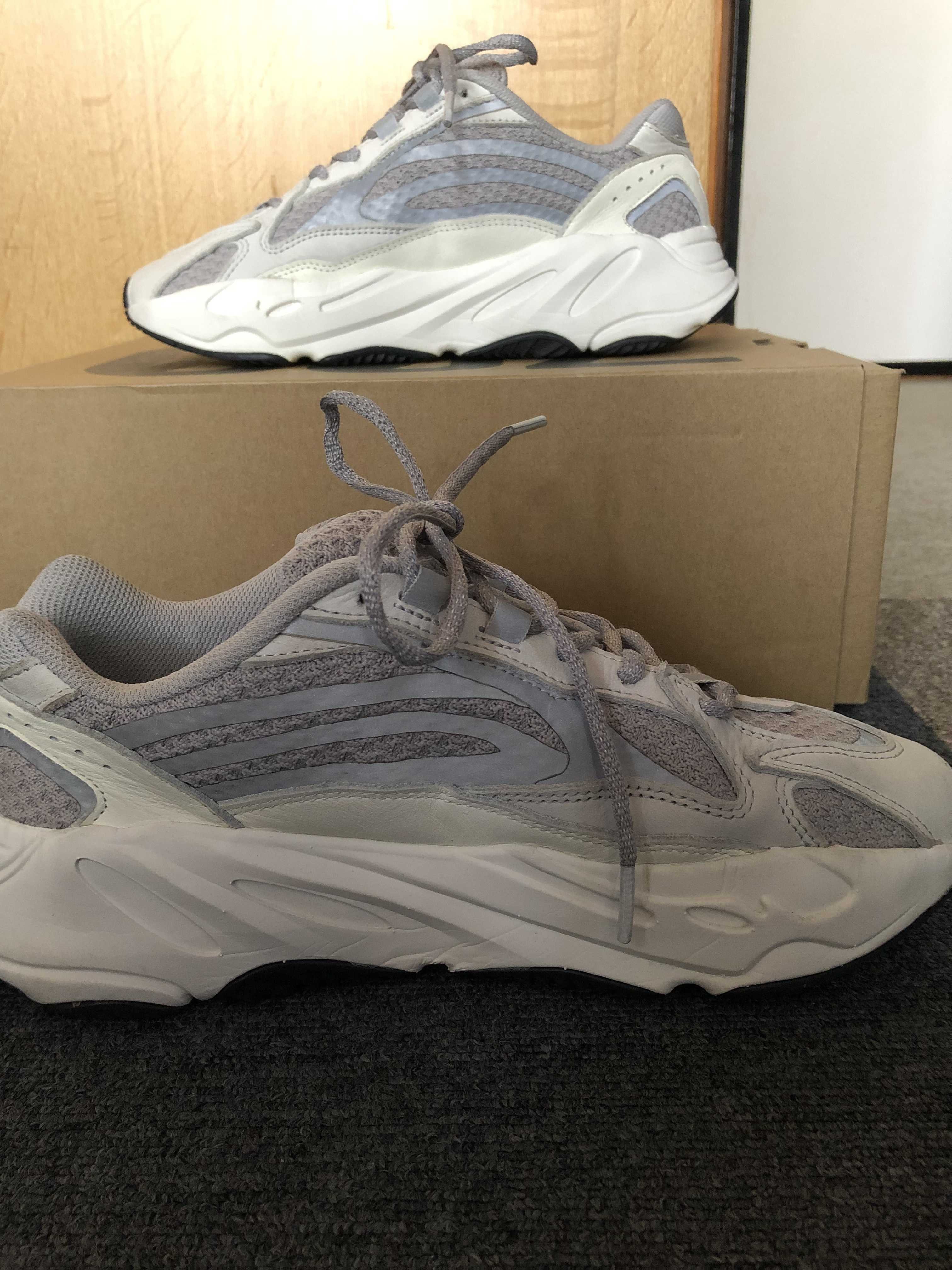 adidas YEEZY Boost 700 V2 "Static"