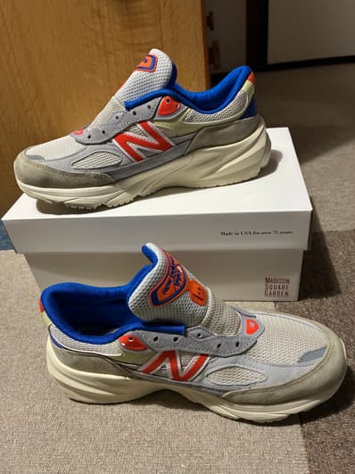 KITH × New Balance 990V6 Madison Square Garden "Sanddrift"