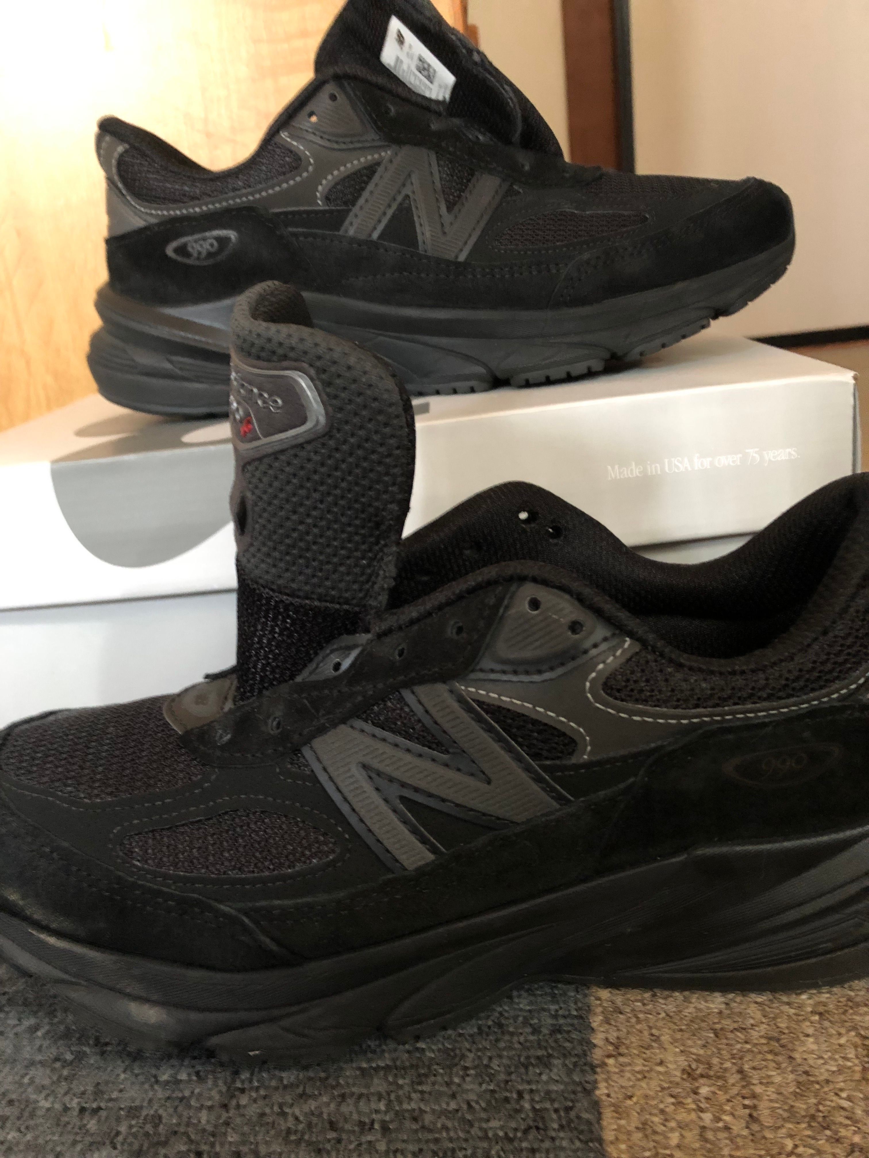 New Balance 990V6 "Triple Black"