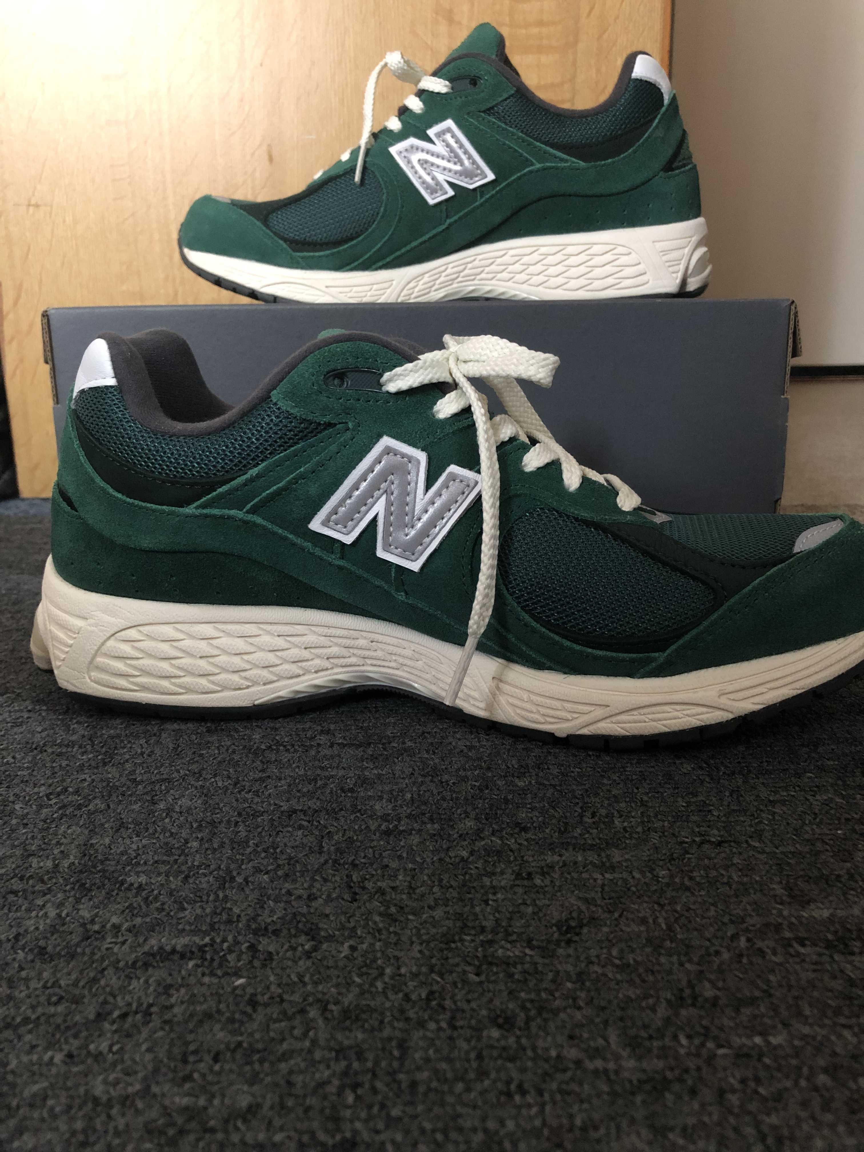 New Balance 2002R "Forest Green"
