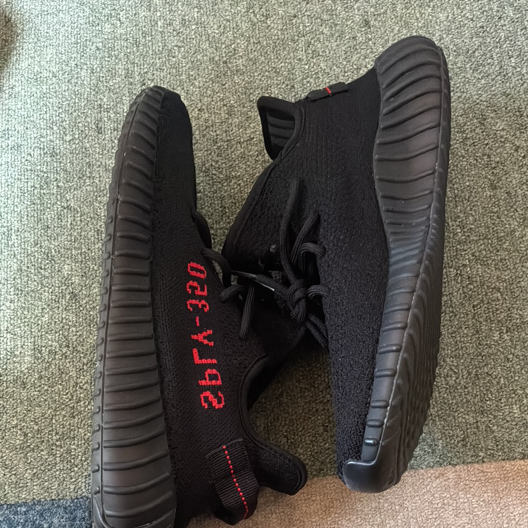adidas YEEZY Boost 350 V2 "Core Black/Red" (2020)