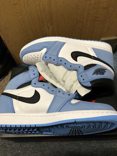 Nike Air Jordan 1 High OG "University Blue"