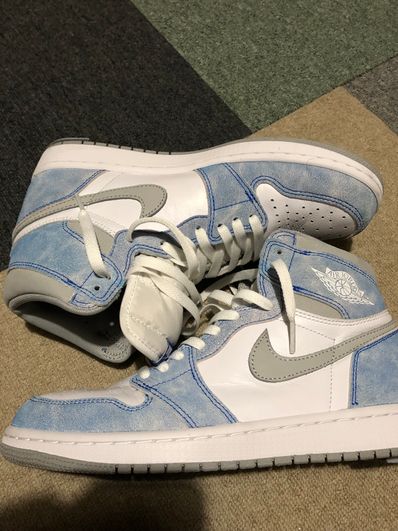 Nike Air Jordan 1 High OG "Hyper Royal"