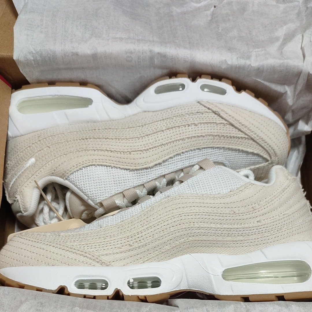Levi's × Nike Air Max 95 OG "Denim White"
