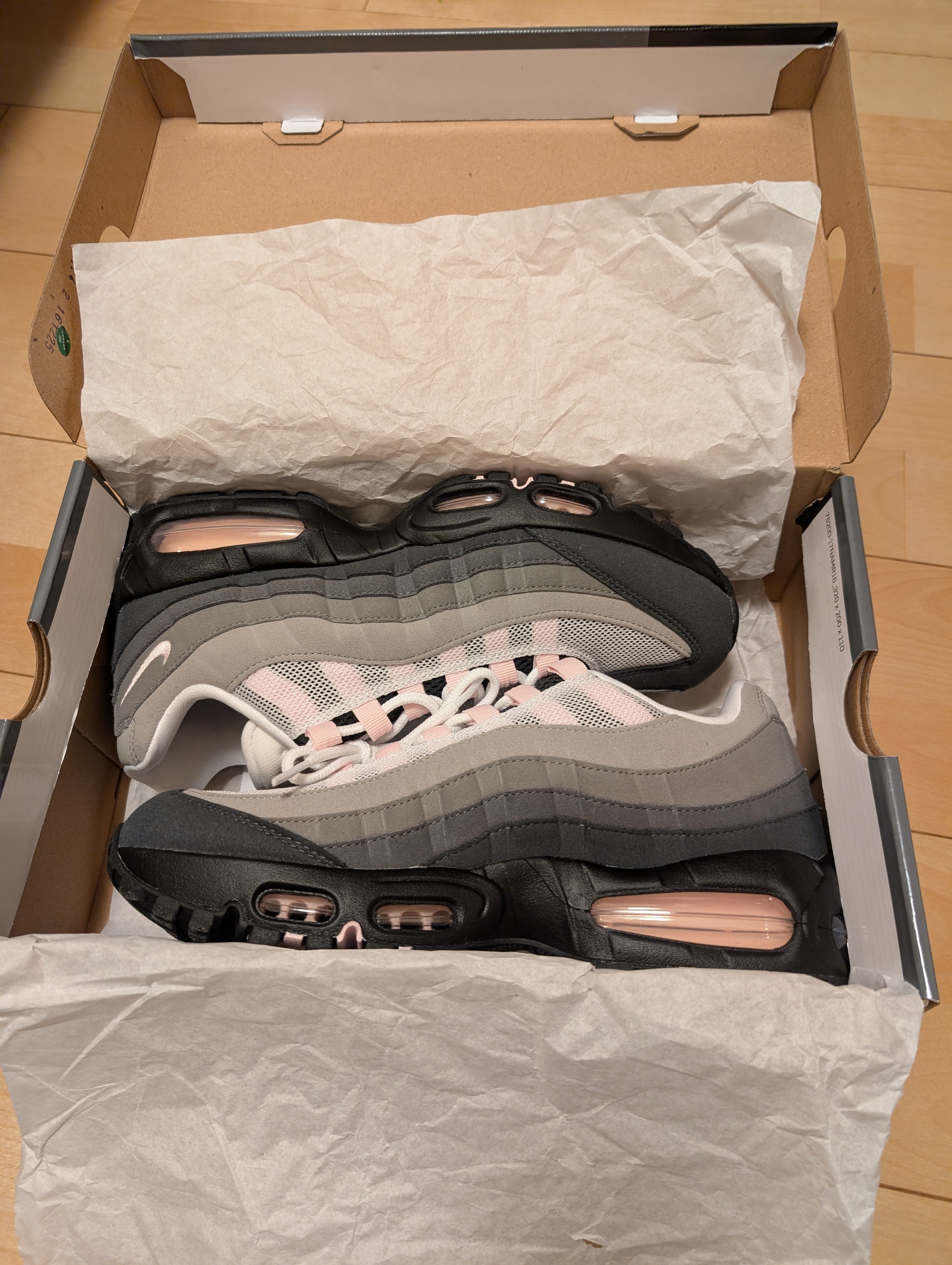 Nike Women's Air Max 95 OG Big Bubble "Medium Grey/Pink Foam"