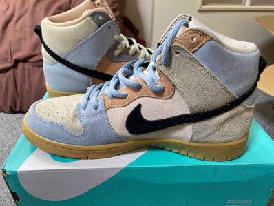 Nike SB Dunk High "Easter Spectrum"