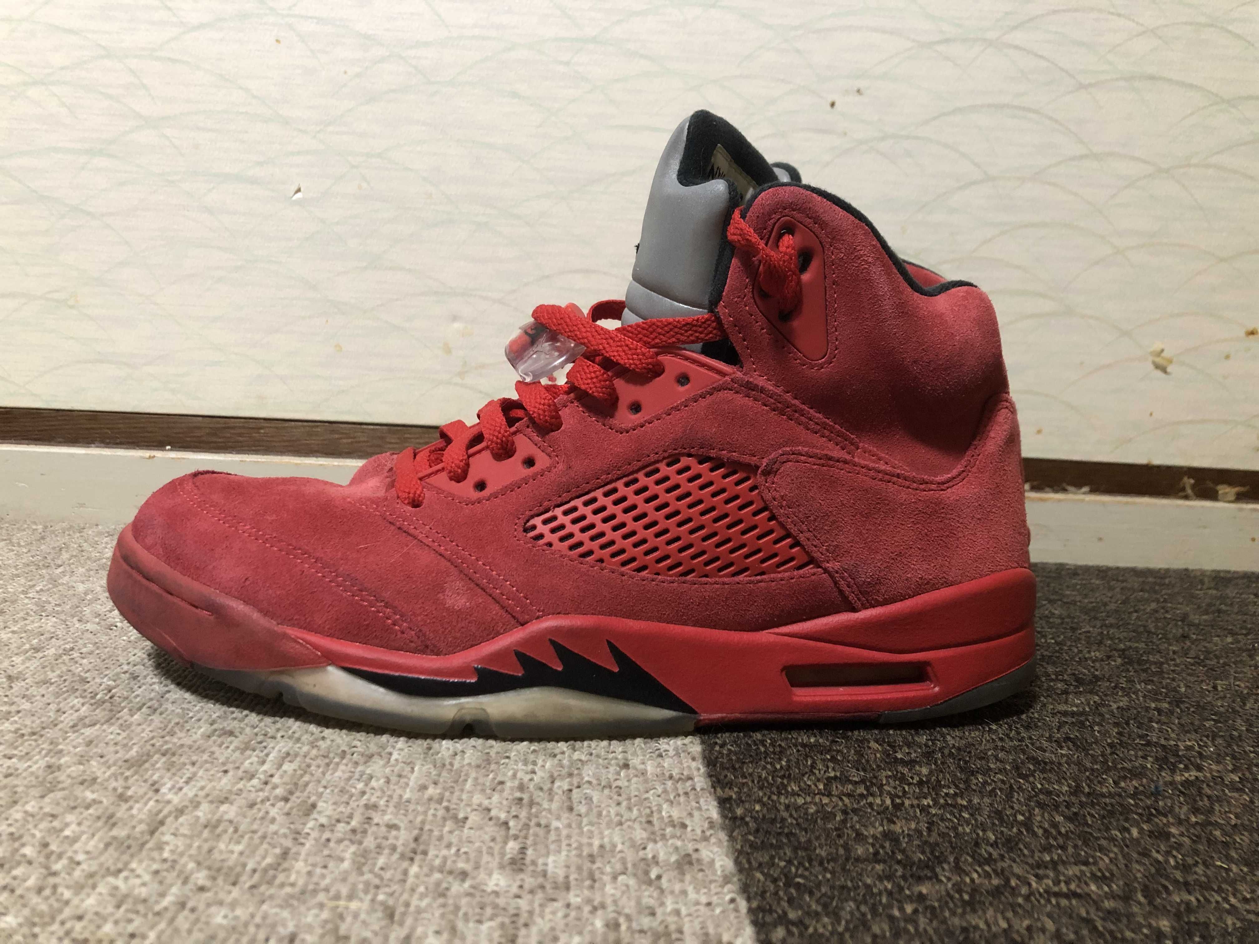 Nike Air Jordan 5 Ratro "Red Suede"