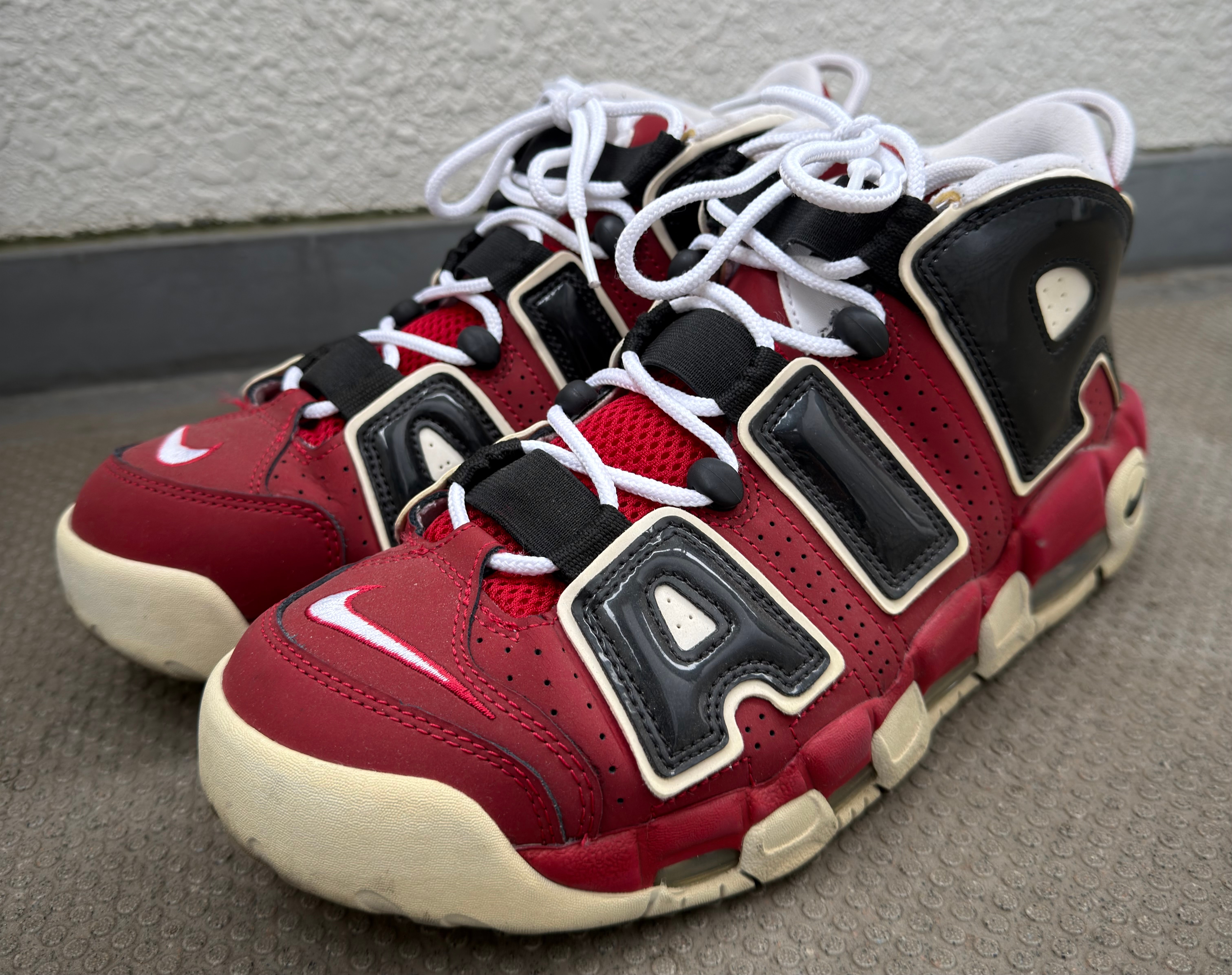 ナイキ エアモアアップテンポ・モアテン (NIKE Air More Uptempo) の