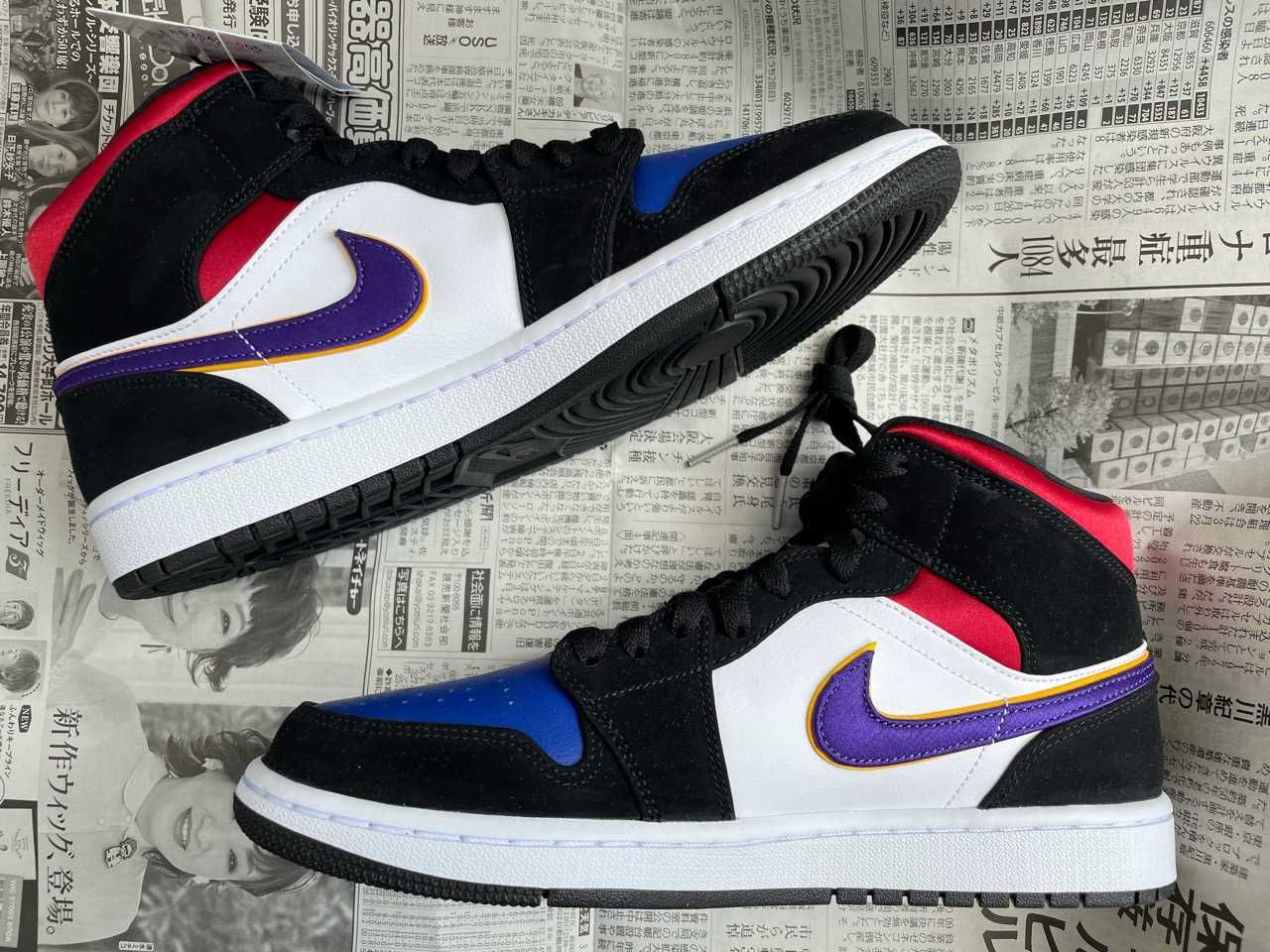 NIKE AIR JORDAN 1 MID "LAKERS TOP 3"