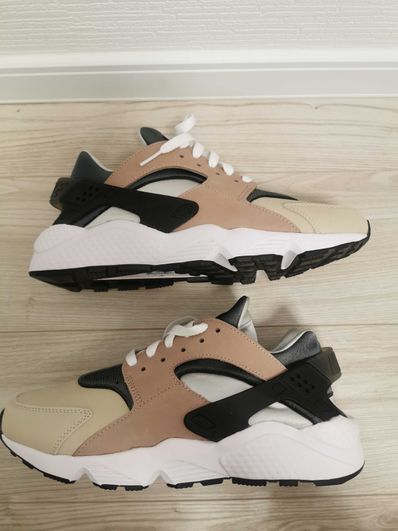 Nike Air Huarache "Escape" (2021)
