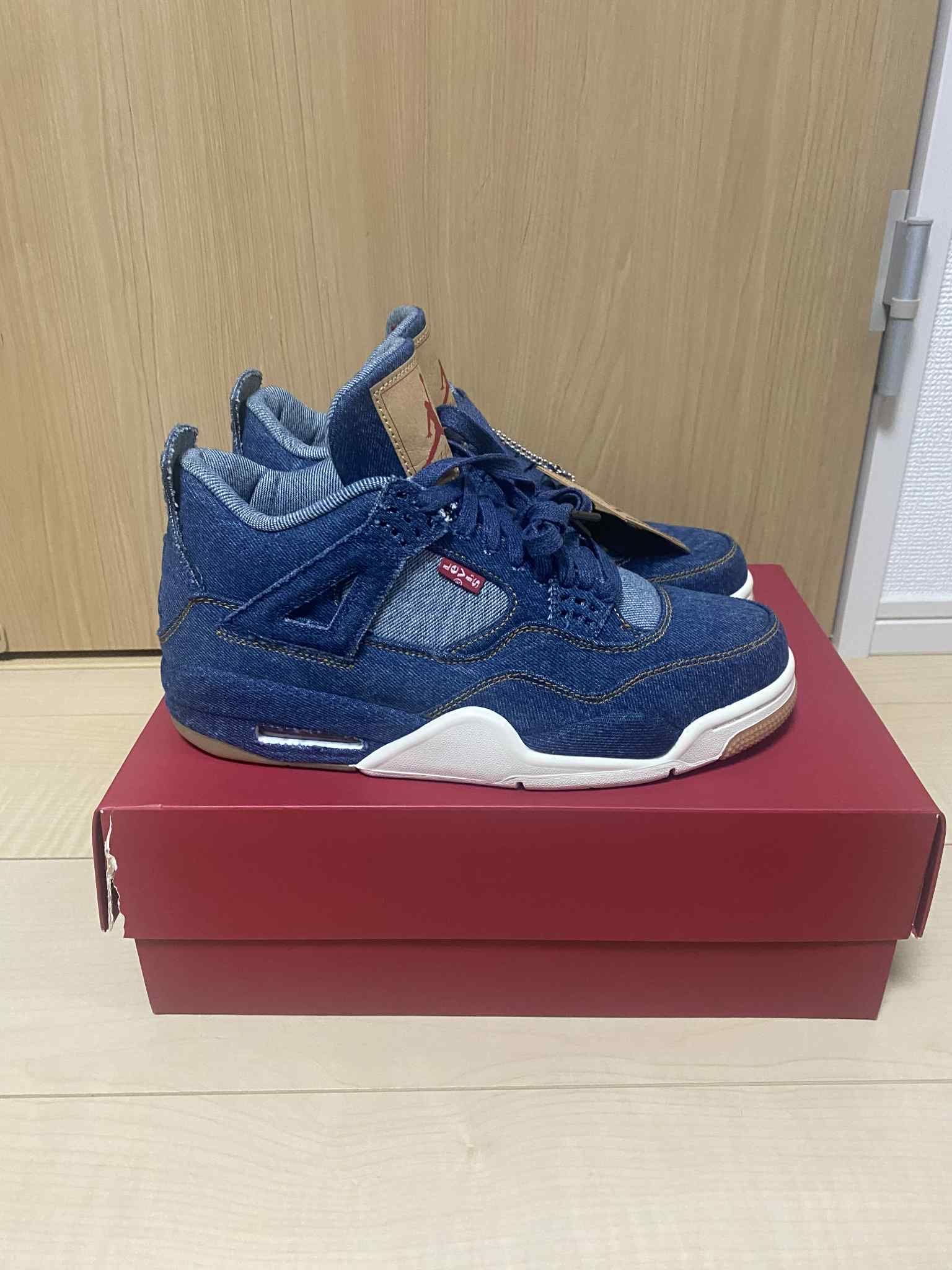 Nike × Levi's Air Jordan 4 "Denim"(タグ:LEVIS®)