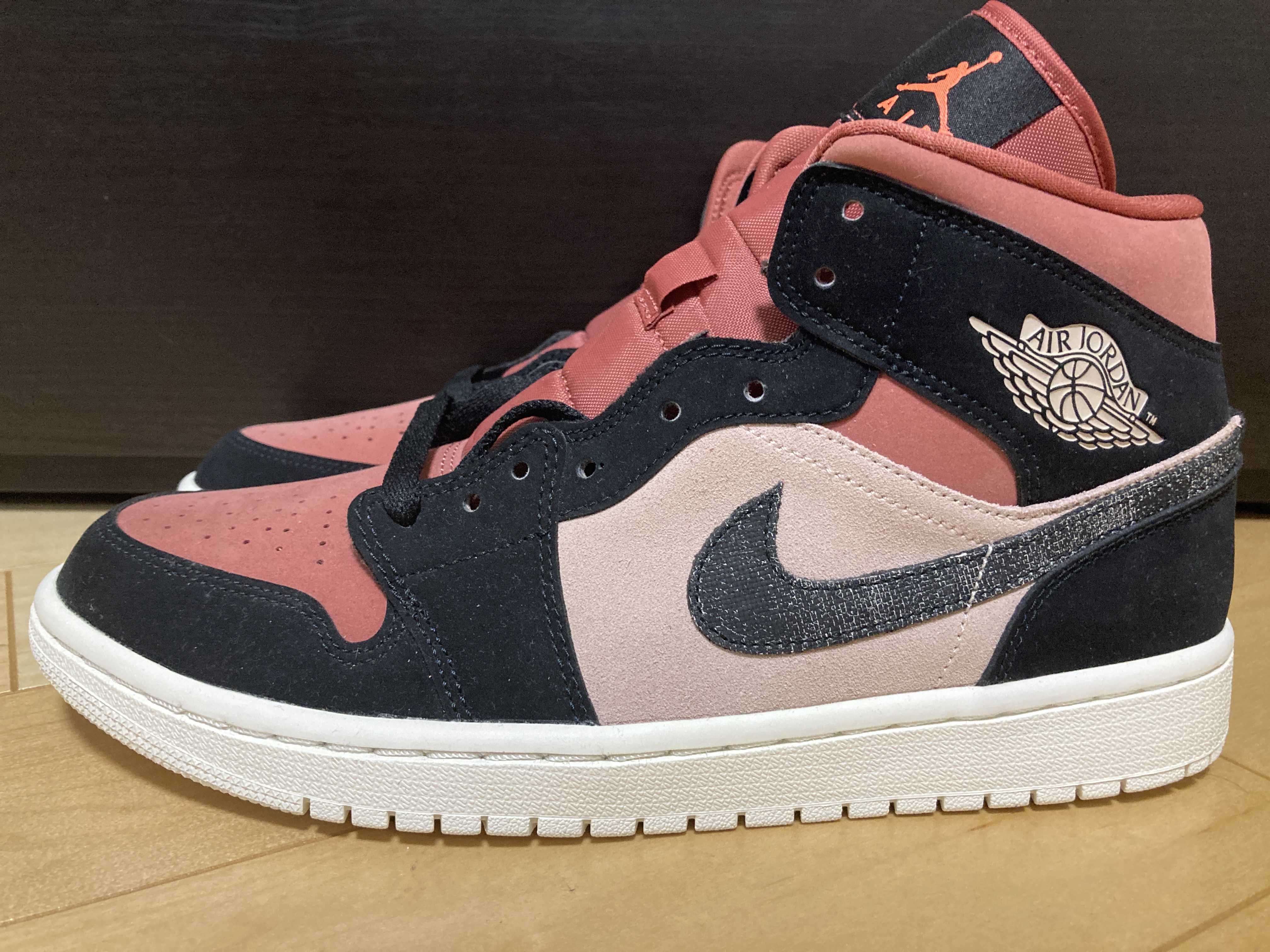 Nike Women's Air Jordan 1 Mid "Particle Beige/Black-Canyon Rust-Sail"