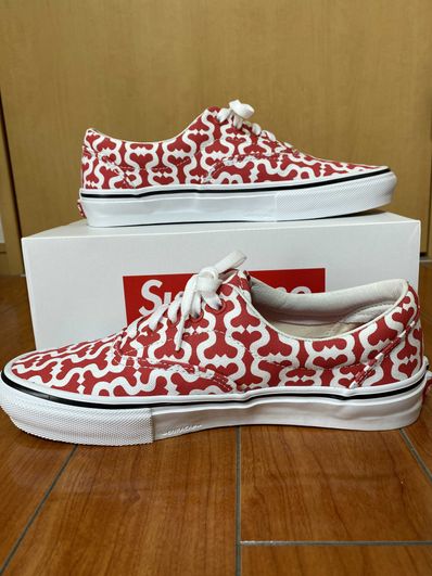 Supreme × Vans Monogram S Logo Skate ERA "Red"