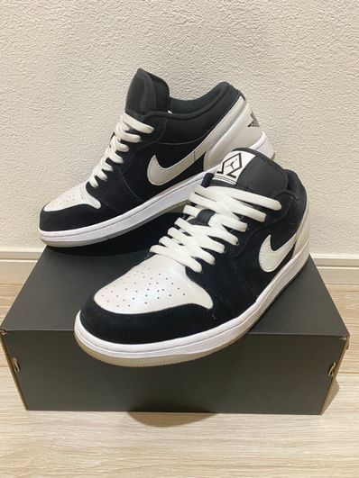 Nike Air Jordan 1 Low "Omega/Black/White"