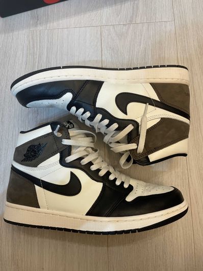 Nike Air Jordan 1 High OG "Sail/Dark Mocha/Black"