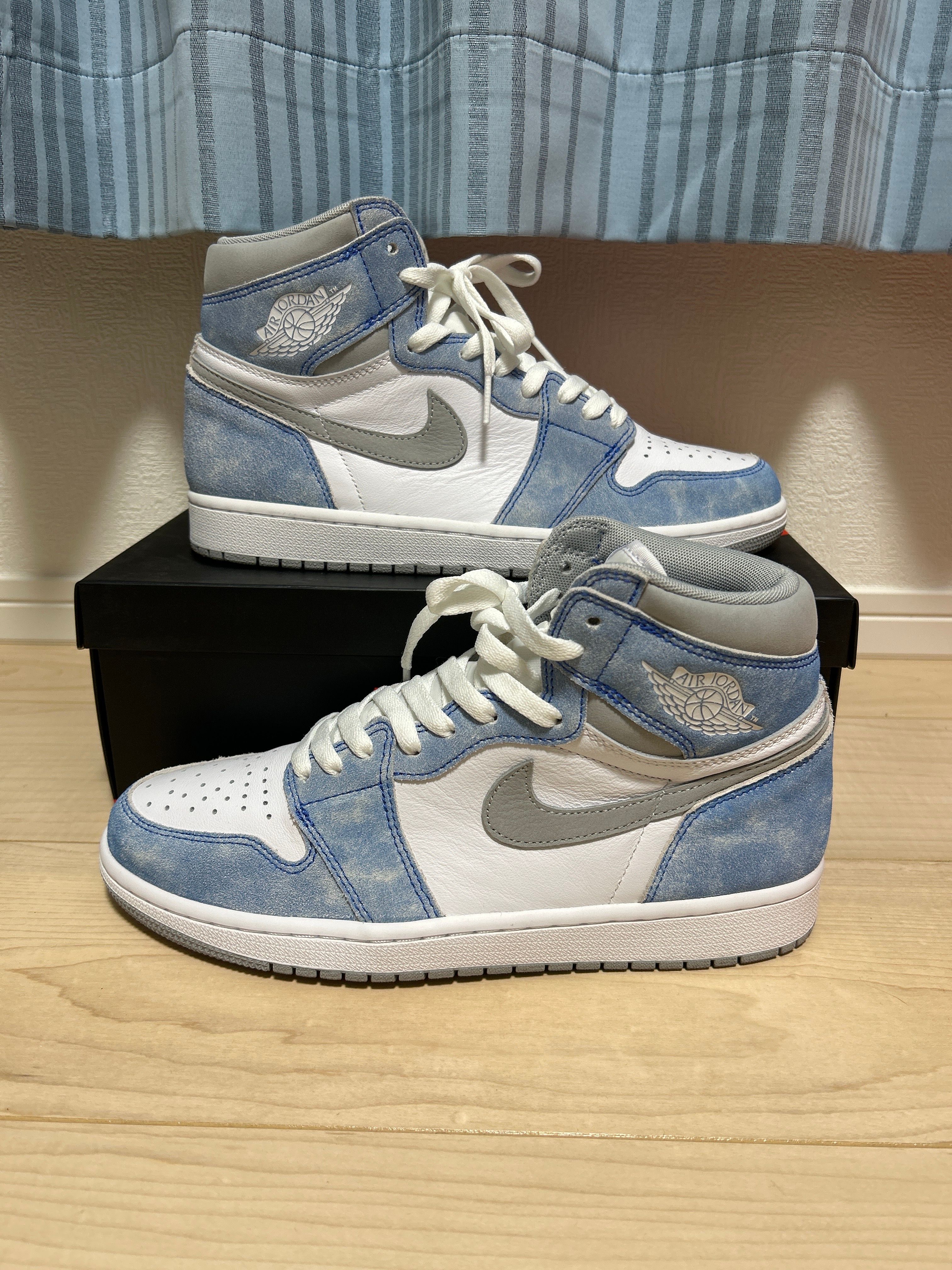 Nike Air Jordan 1 High OG "Hyper Royal"