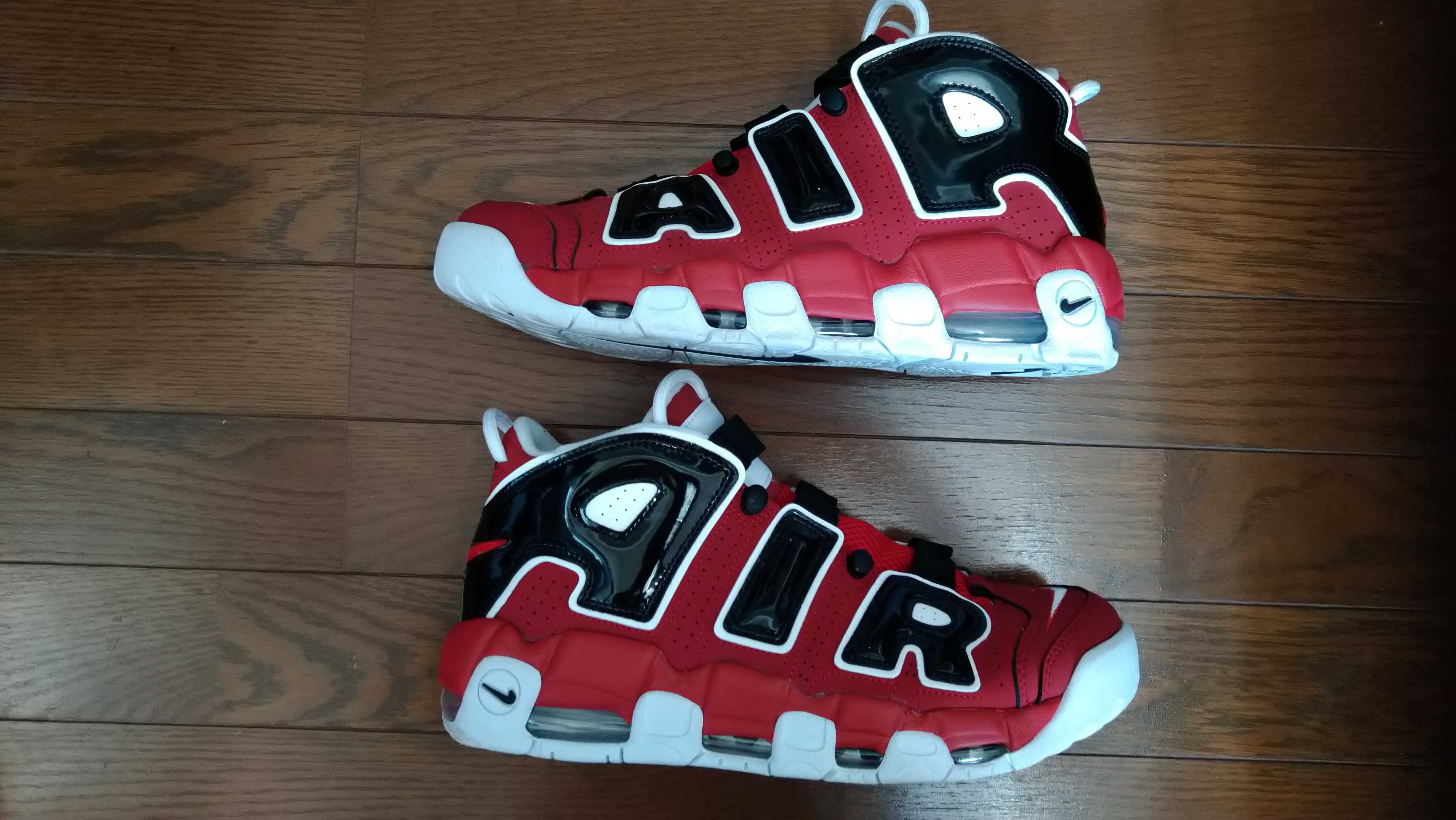 Nike Air More Uptempo ’96 "Black and Varsity Red" (2021)