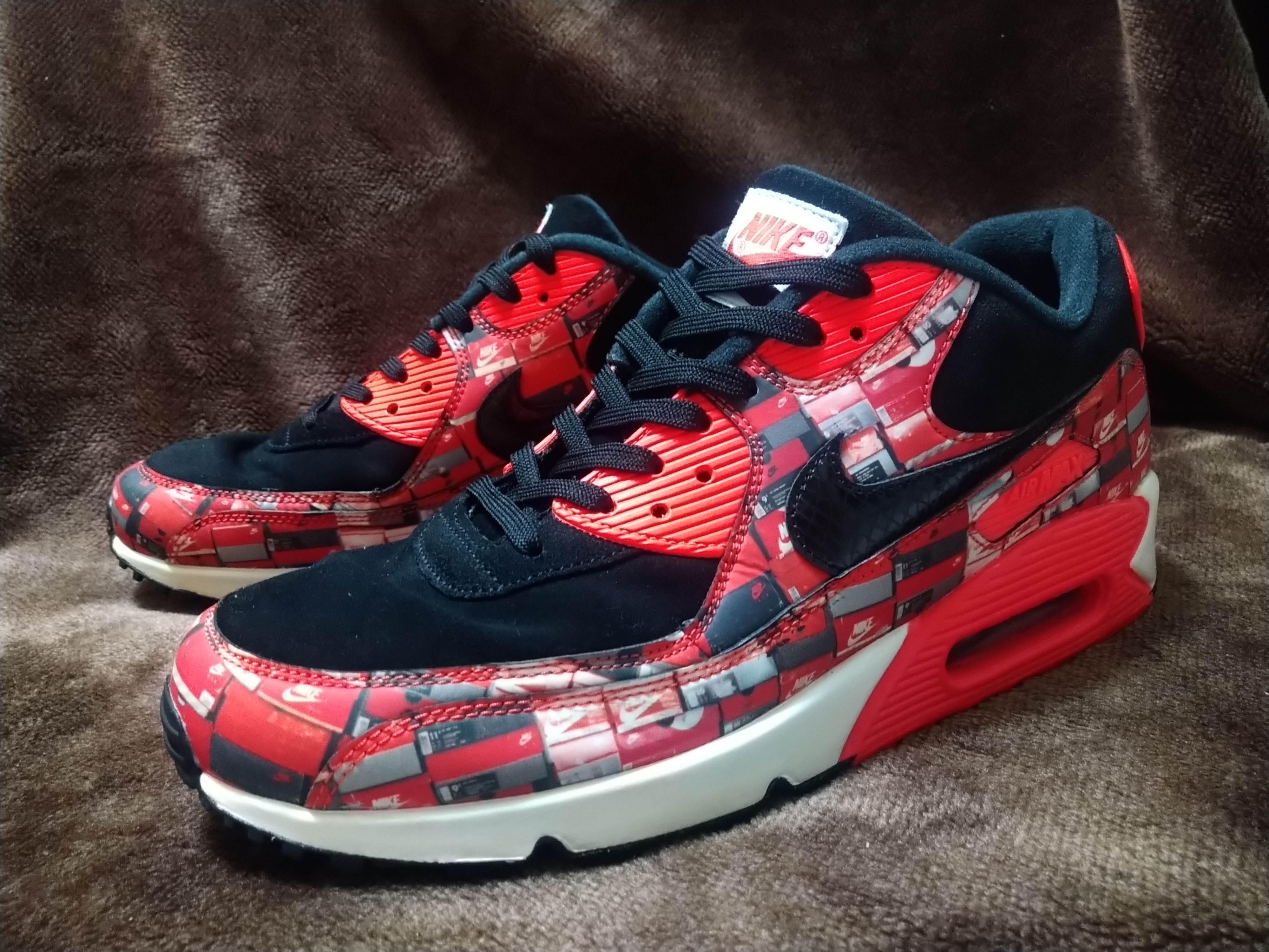 atmos × Nike Air Max 90 "We Love Nike"