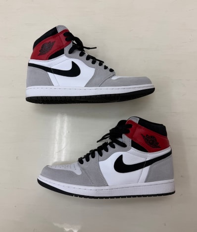 Nike Air Jordan 1 High OG "White/Black/Light Smoke Grey"