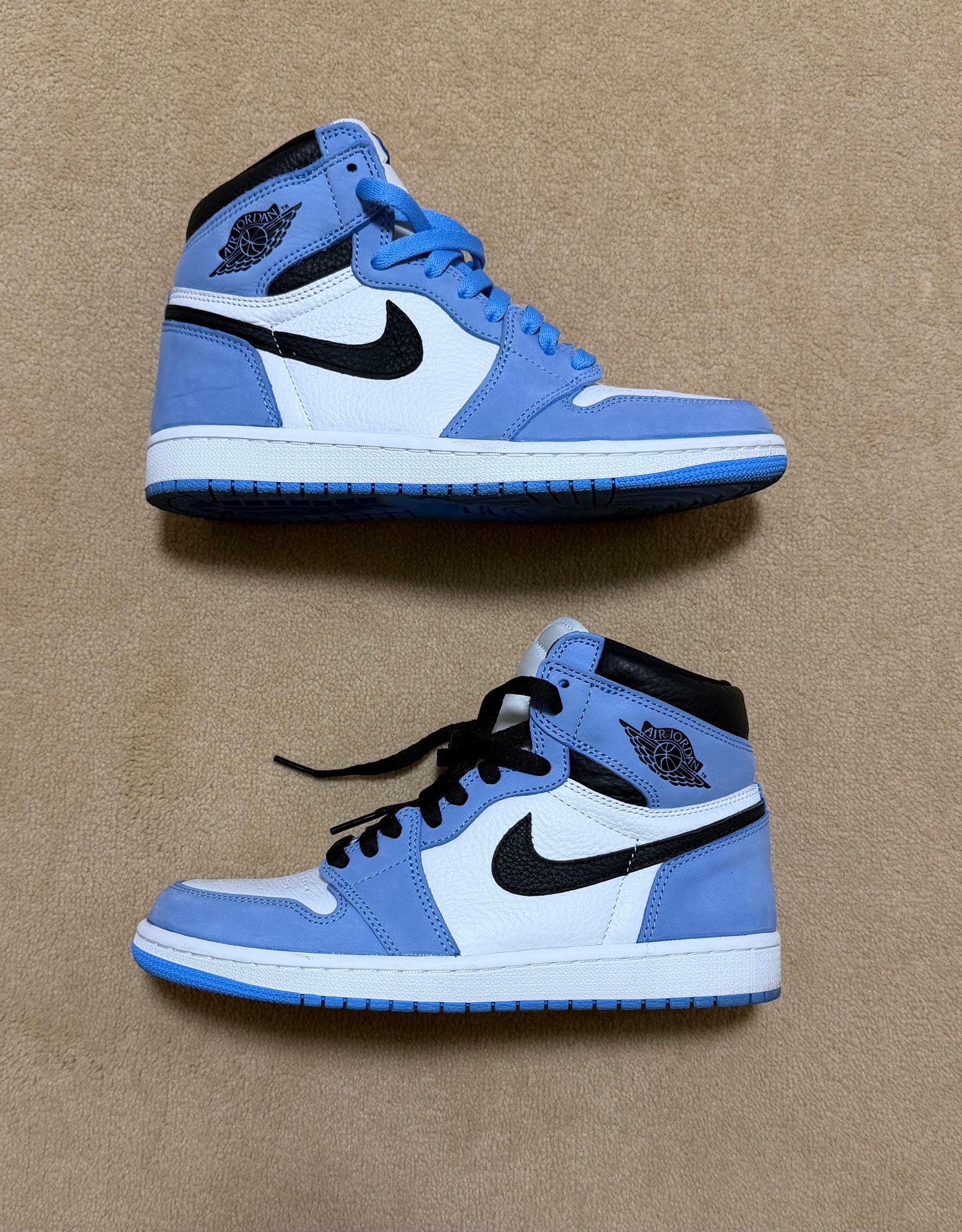 Nike Air Jordan 1 High OG "University Blue"